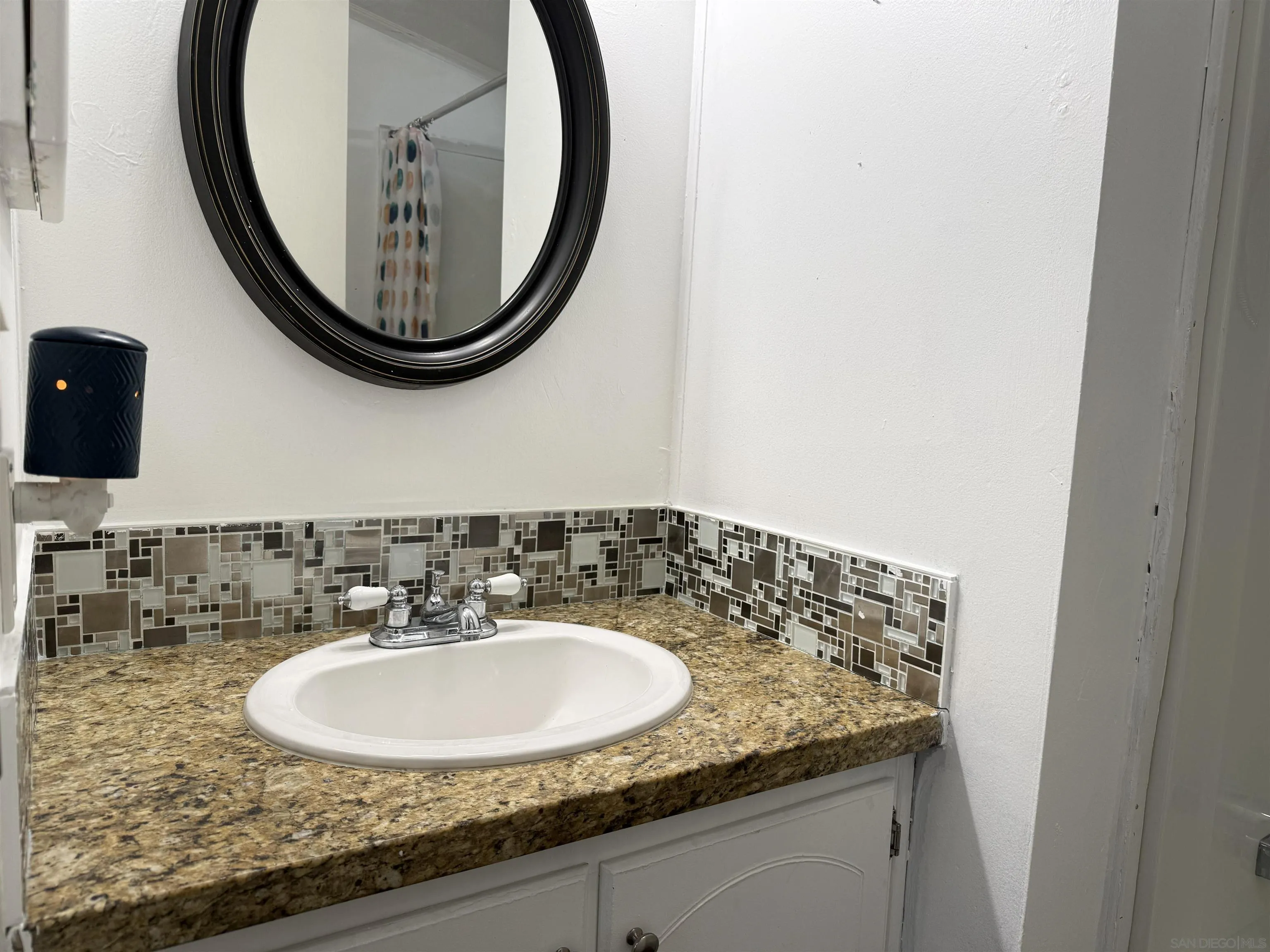 https://cdn.realtyfeed.com/cdn/127/260014585/67fa6370f9f7fc6b0f1a04a63b134b36.webp