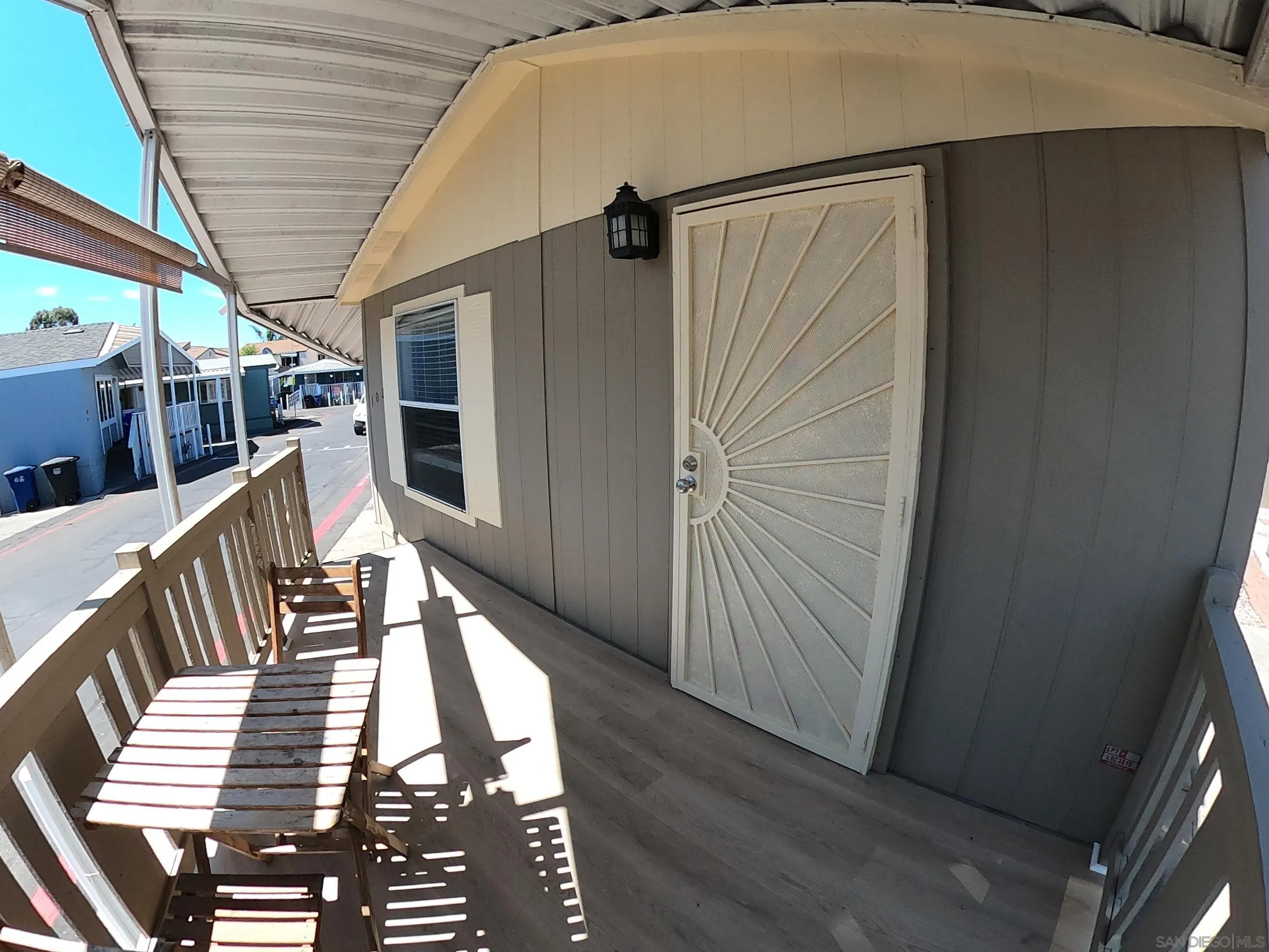 https://cdn.realtyfeed.com/cdn/127/260014585/c183f1d3a20aa14295432d4e7fcc1b6d.webp