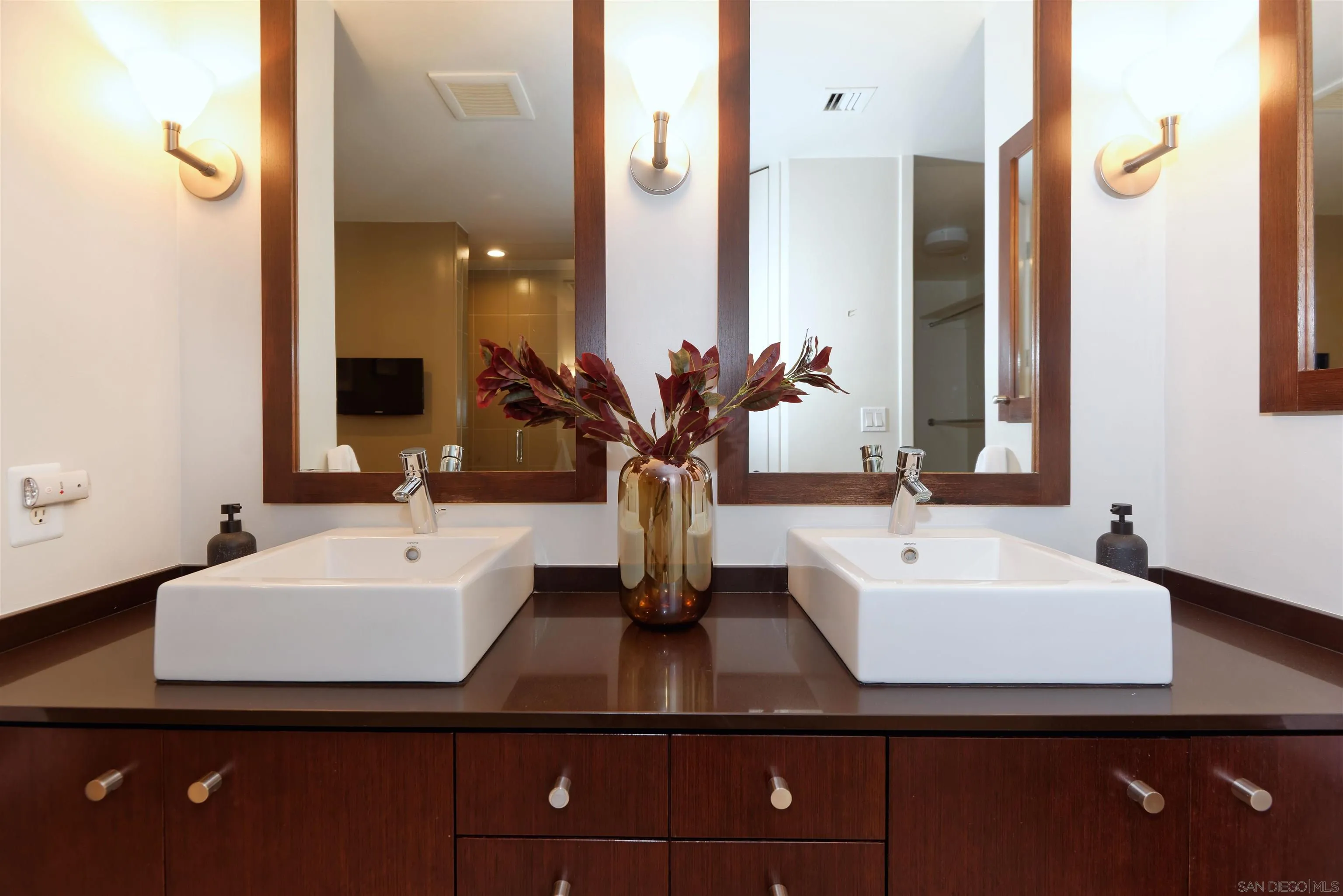 Photo #16: 260014592 Listing: Photo #16