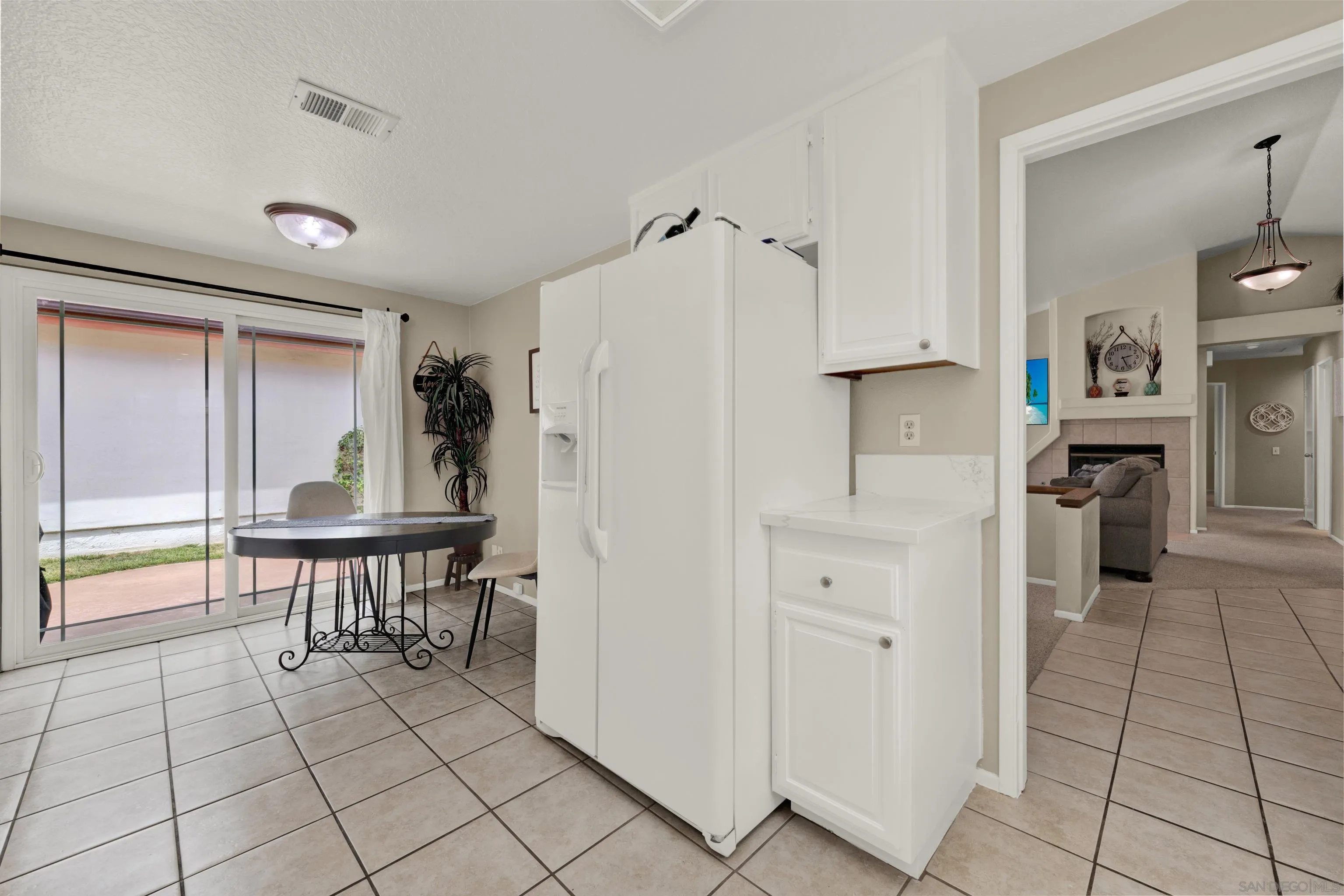 https://cdn.realtyfeed.com/cdn/127/260014599/3de97d34f27cdf80b08ede5542c52691.webp
