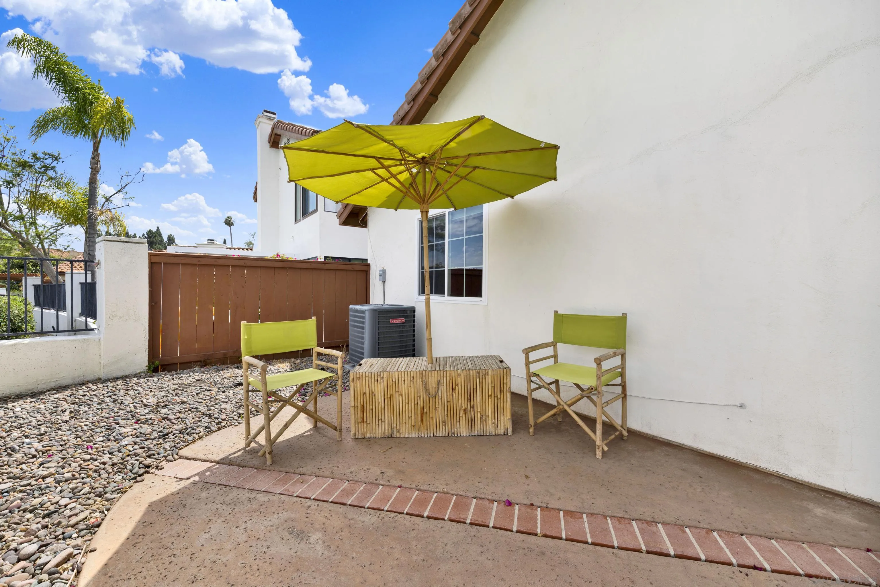https://cdn.realtyfeed.com/cdn/127/260014599/6fe69f502ed7717dc22120aa4c900f34.webp