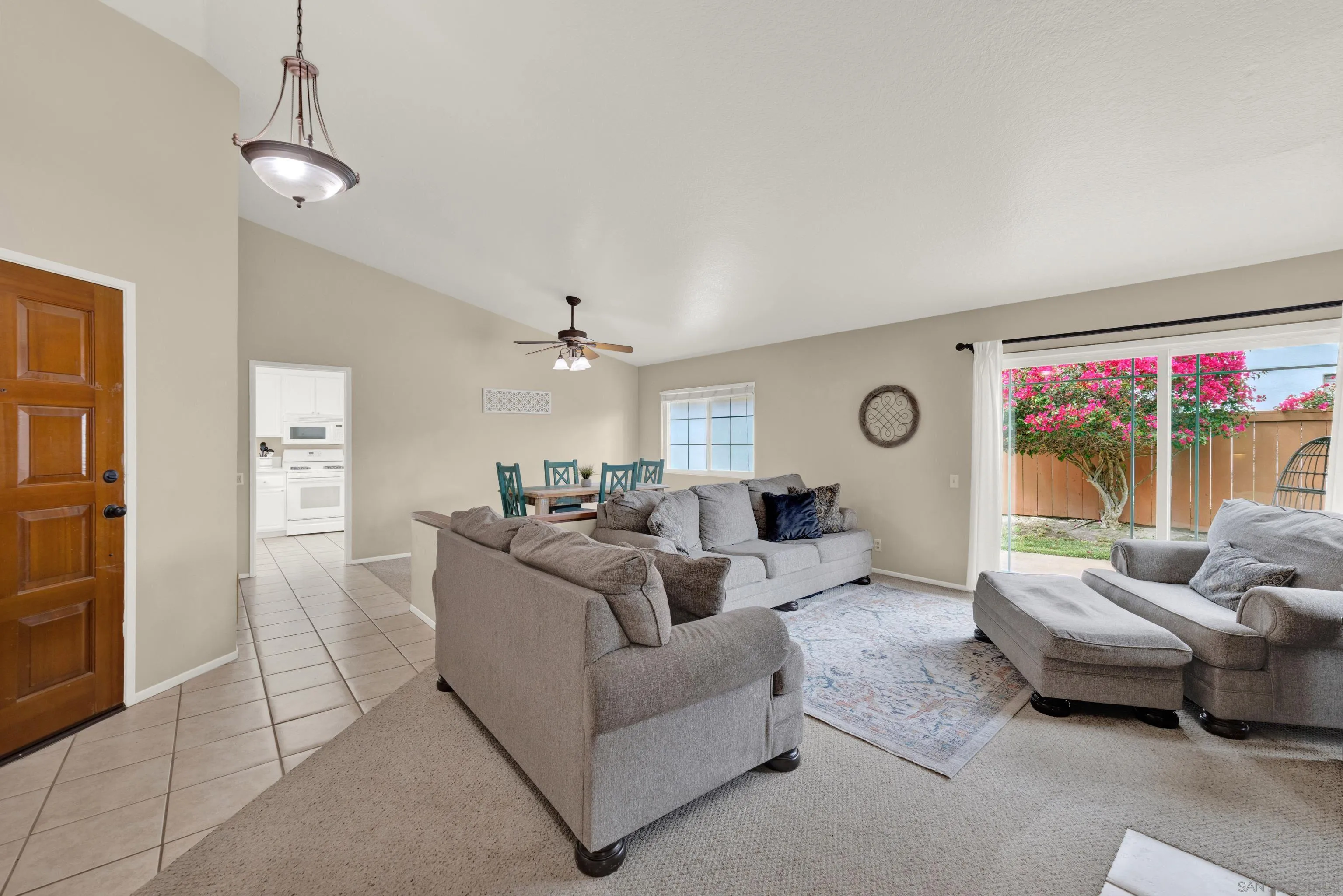 https://cdn.realtyfeed.com/cdn/127/260014599/a4b53c080e466185c755352ac20596d7.webp