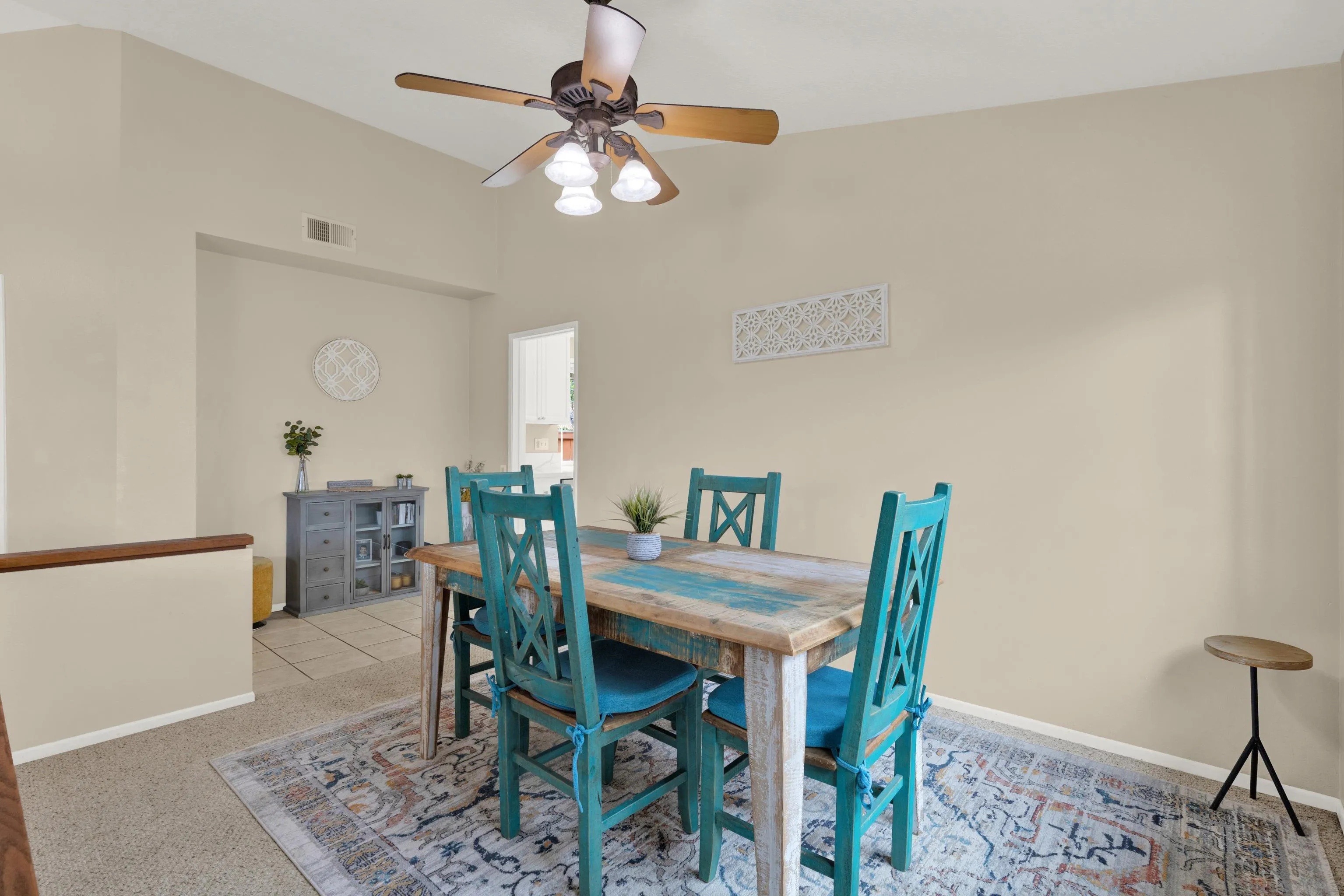 https://cdn.realtyfeed.com/cdn/127/260014599/b3e2323e5fa58f89a93e1dce0e1a8d1e.webp