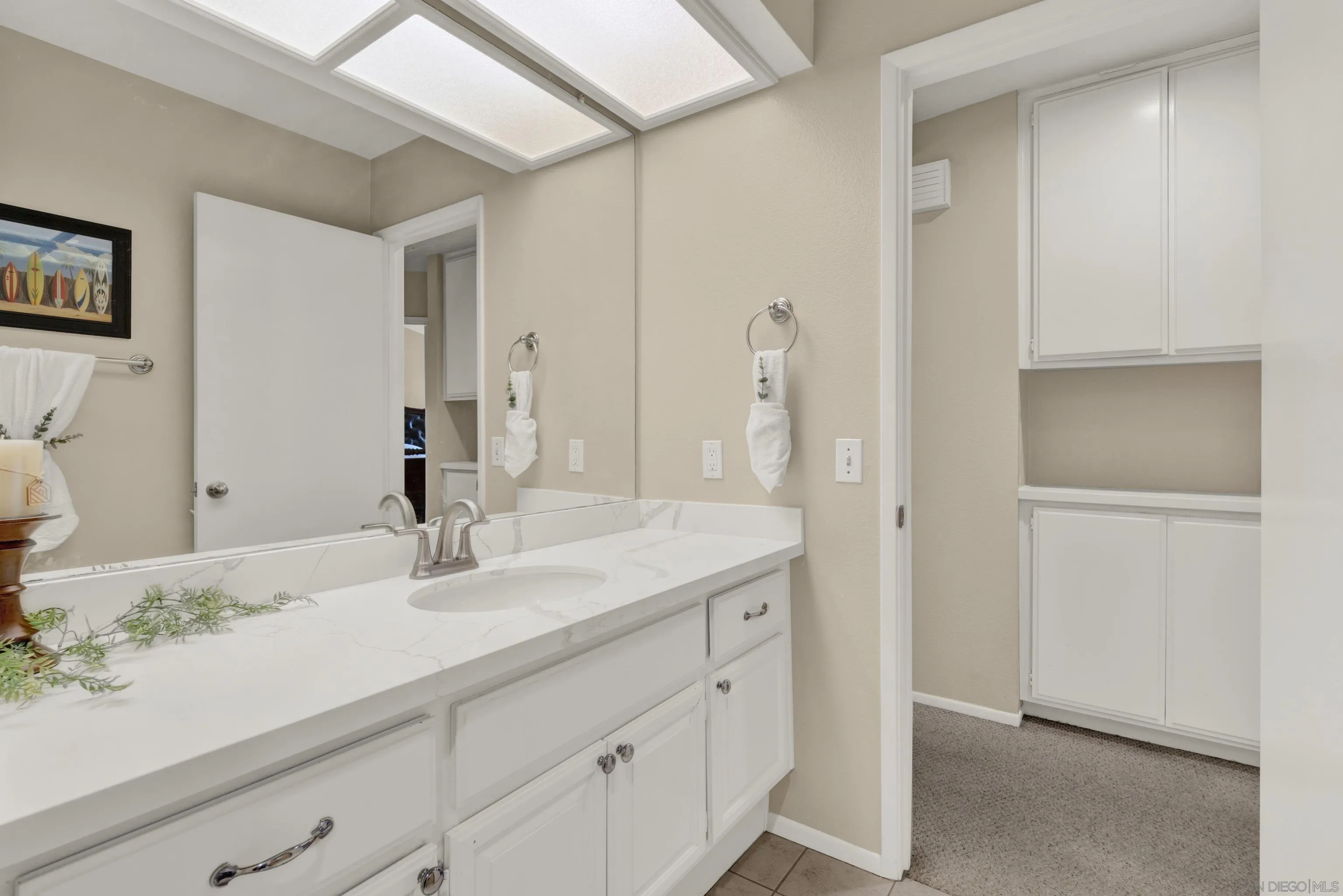 https://cdn.realtyfeed.com/cdn/127/260014599/bffa503763532e1b1e7c417071a3ab64.webp