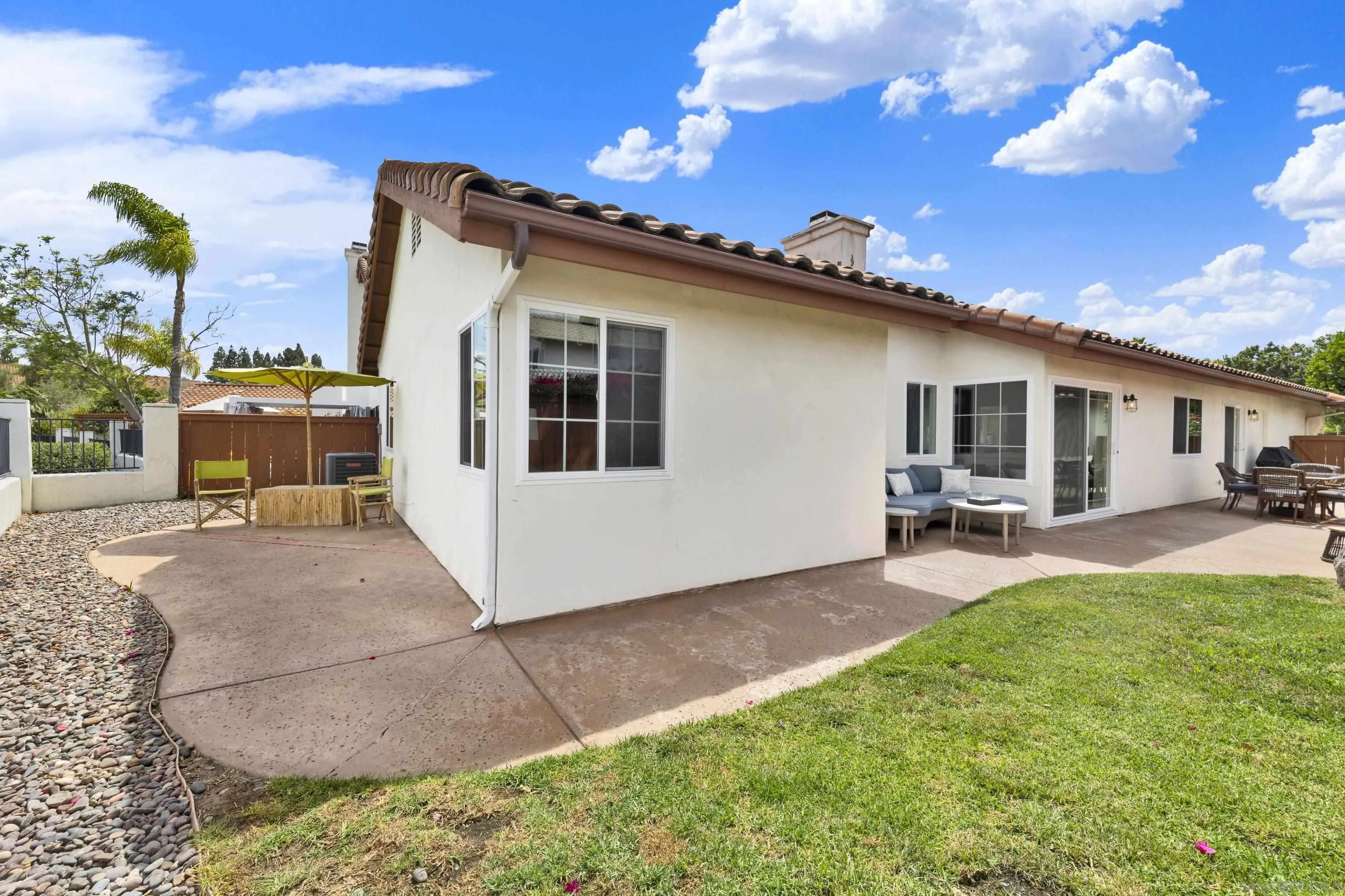 https://cdn.realtyfeed.com/cdn/127/260014599/c757a0d2f97bac6b736962b3d136f291.webp