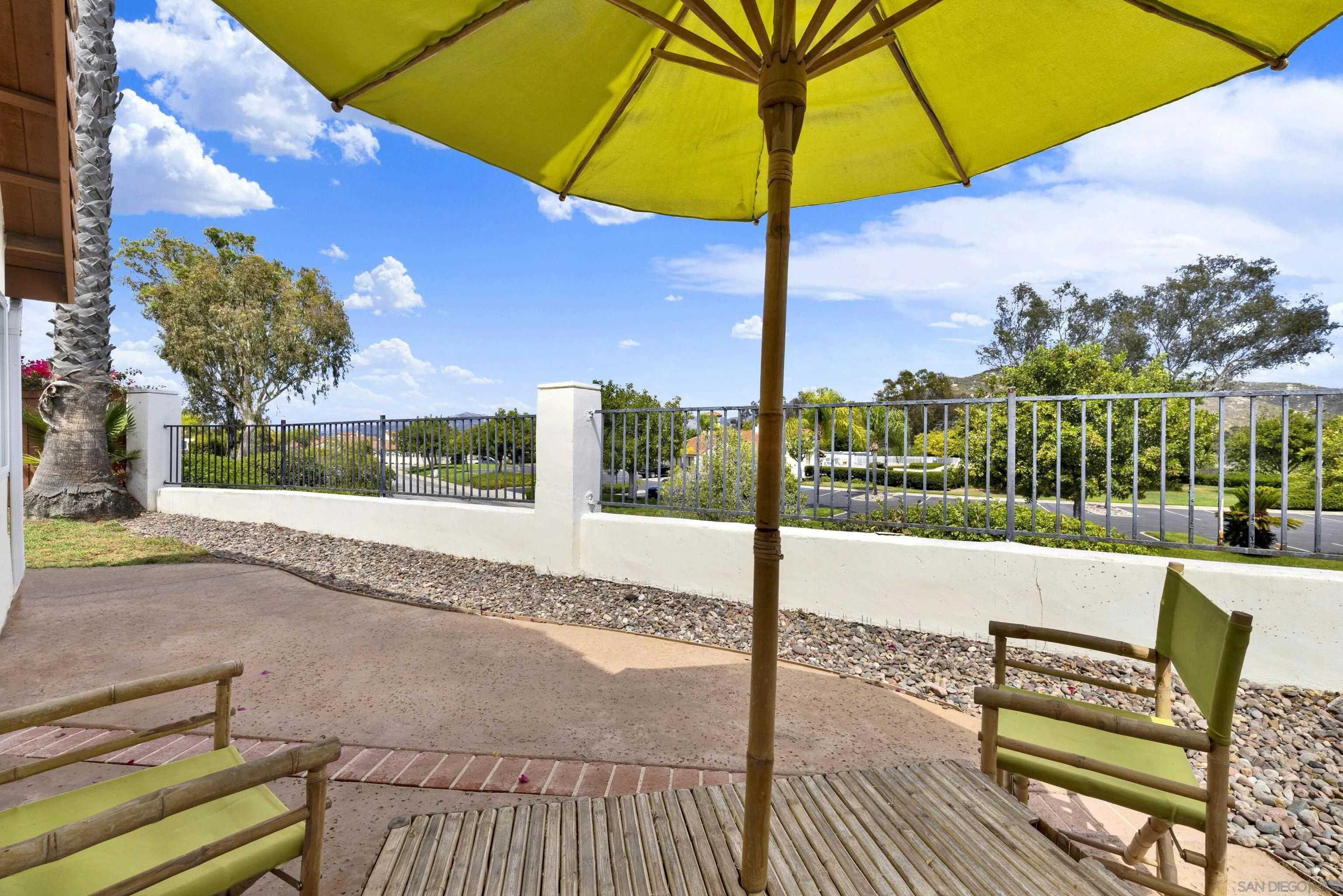 https://cdn.realtyfeed.com/cdn/127/260014599/dfbe946704c061225f18887a25fe48a8.webp
