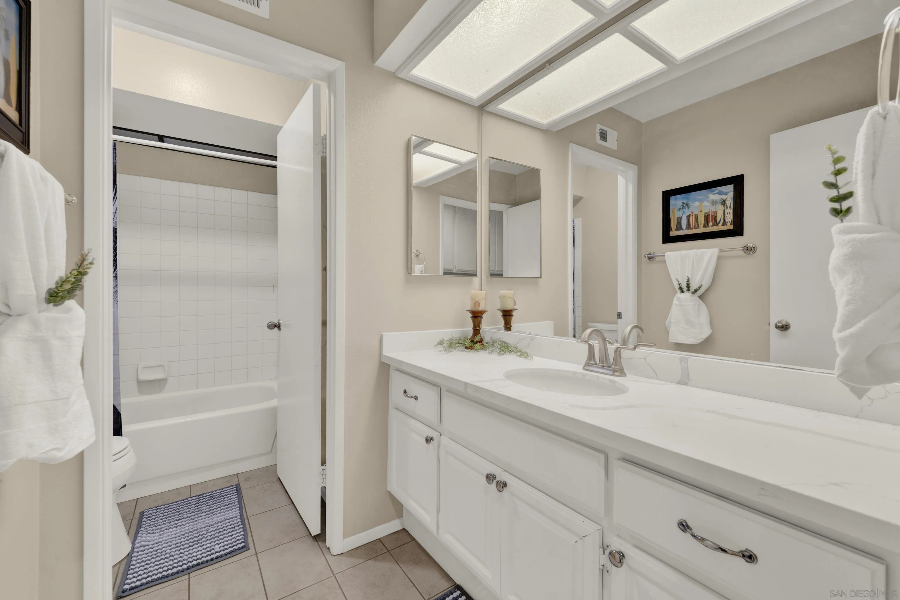 https://cdn.realtyfeed.com/cdn/127/260014599/f59abcb6e4235842800503755b91edaf.webp