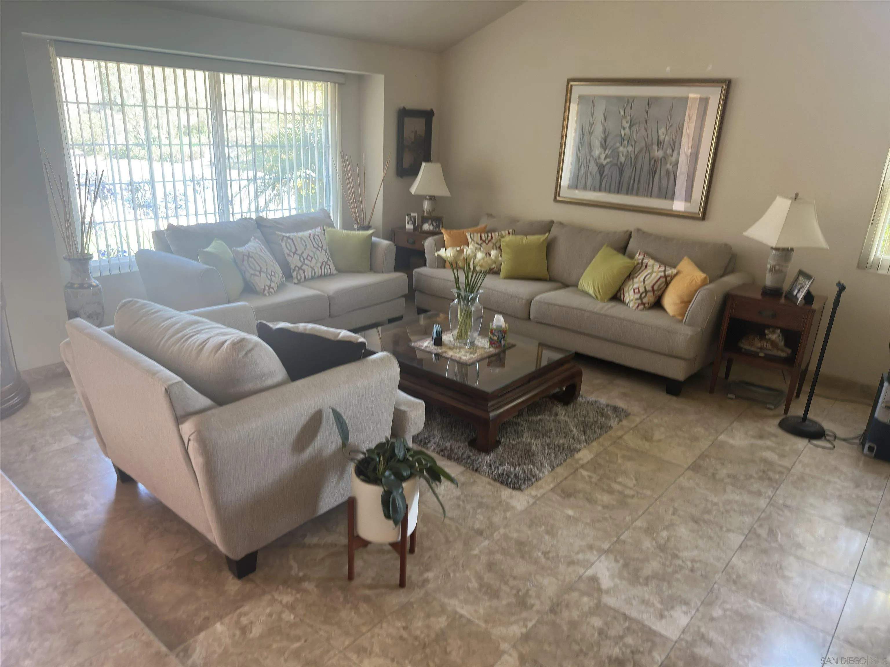 https://cdn.realtyfeed.com/cdn/127/260014601/8c2f213ed6ee417272a409f62c45b0ca.webp