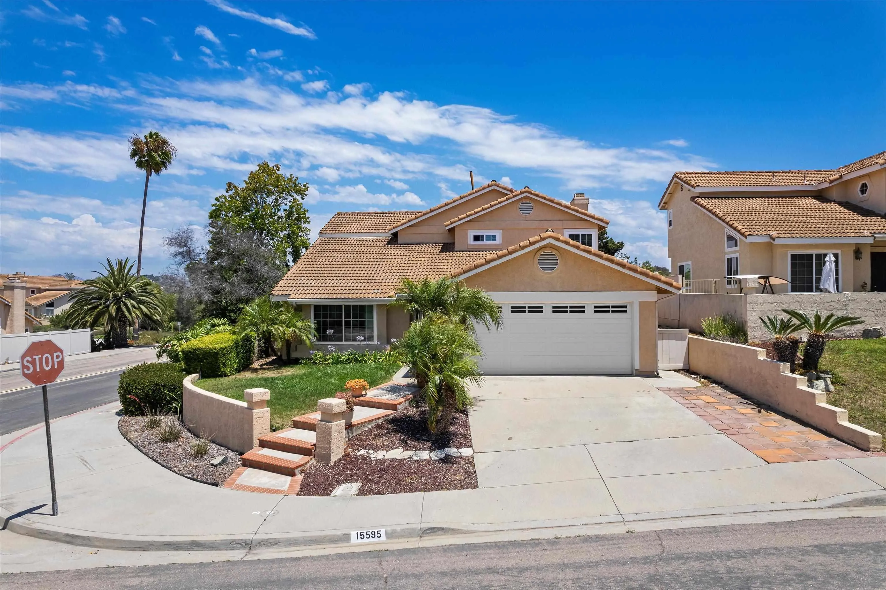 https://cdn.realtyfeed.com/cdn/127/260014601/a20724223f842a9b3bb36cde1f661be6.webp