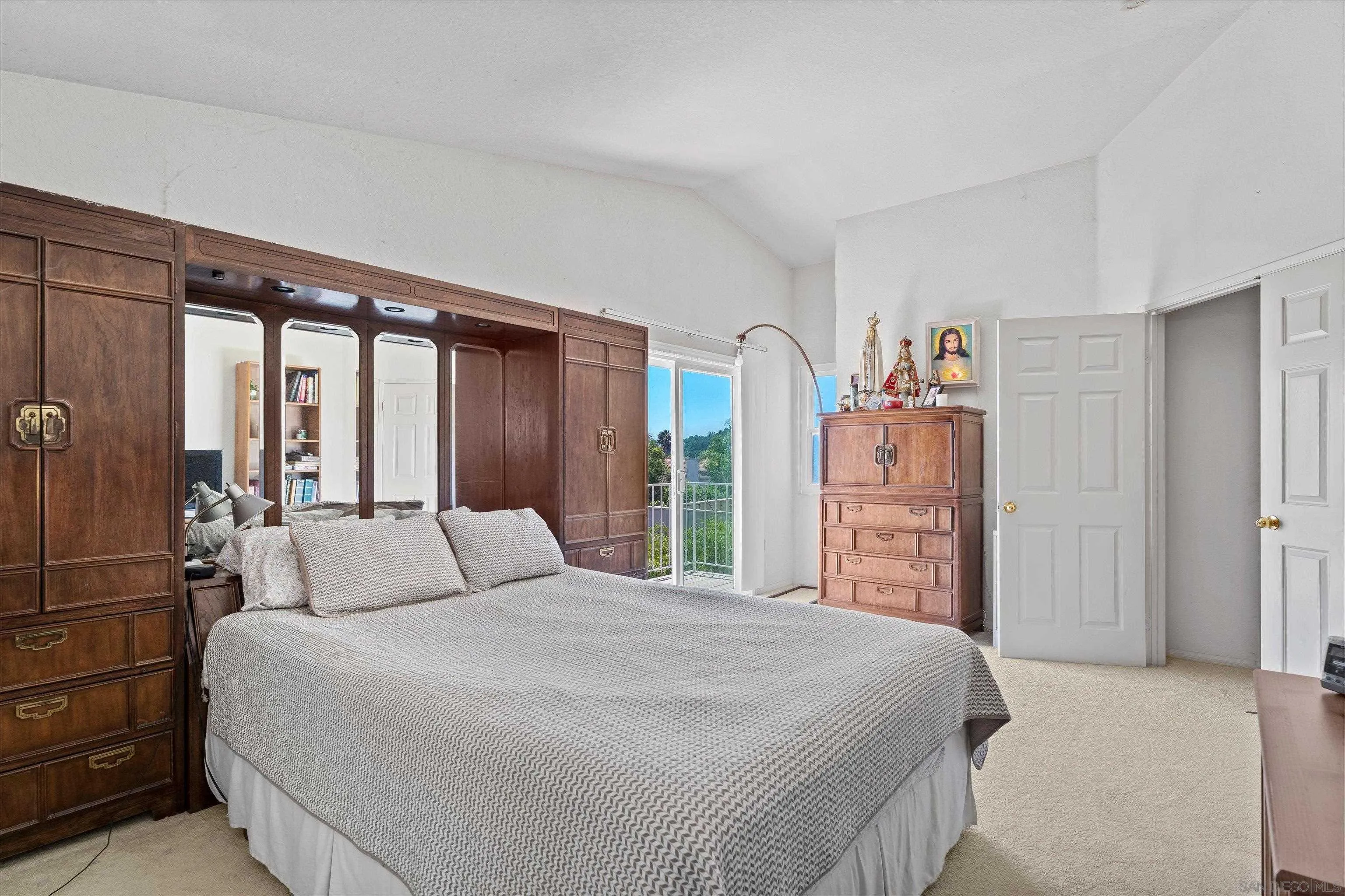 https://cdn.realtyfeed.com/cdn/127/260014601/a927a1258faa323a7783aa1c4c5aa989.webp