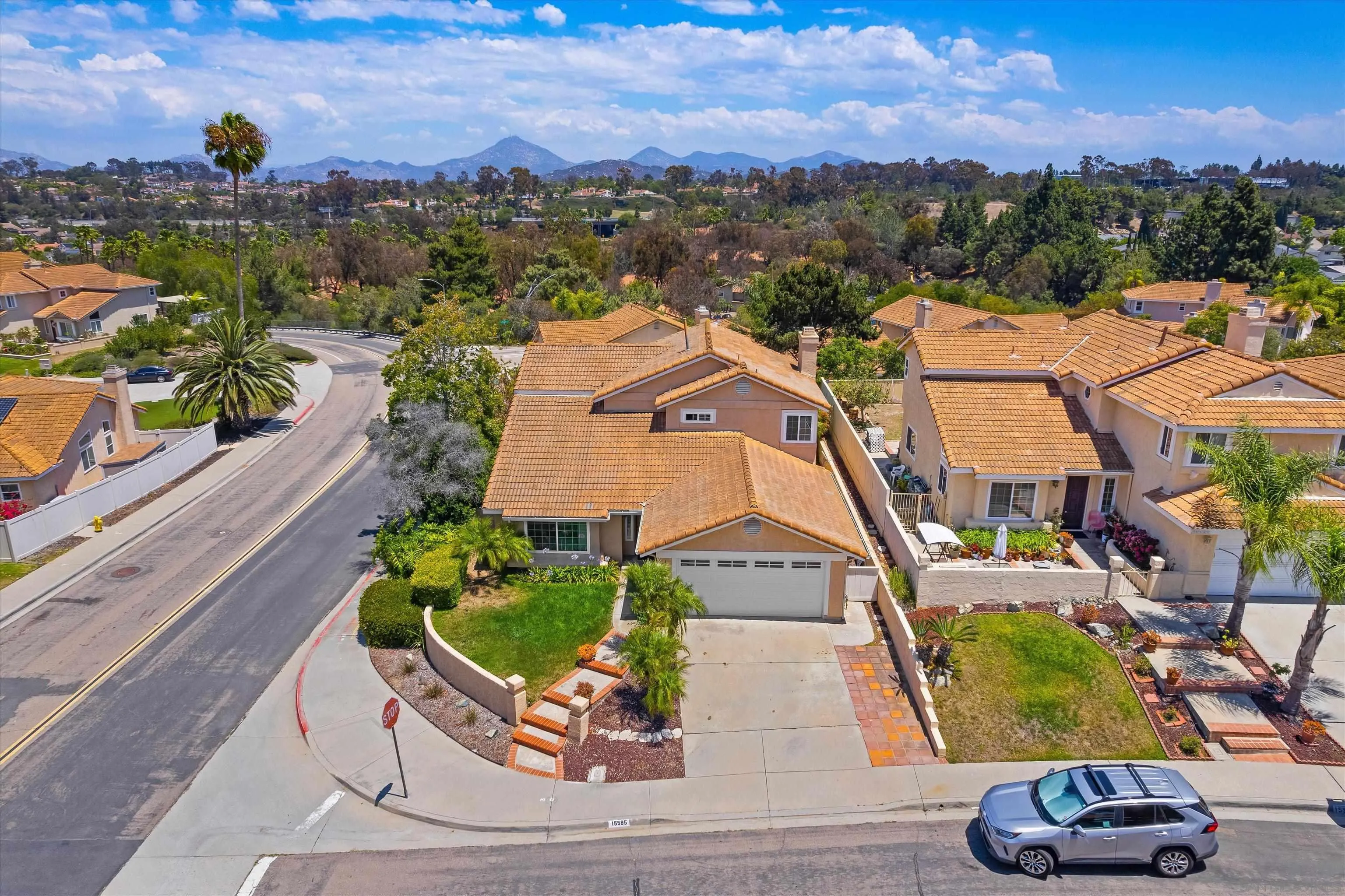 https://cdn.realtyfeed.com/cdn/127/260014601/ad1ad7c509e03e5fe462638cc487a22b.webp