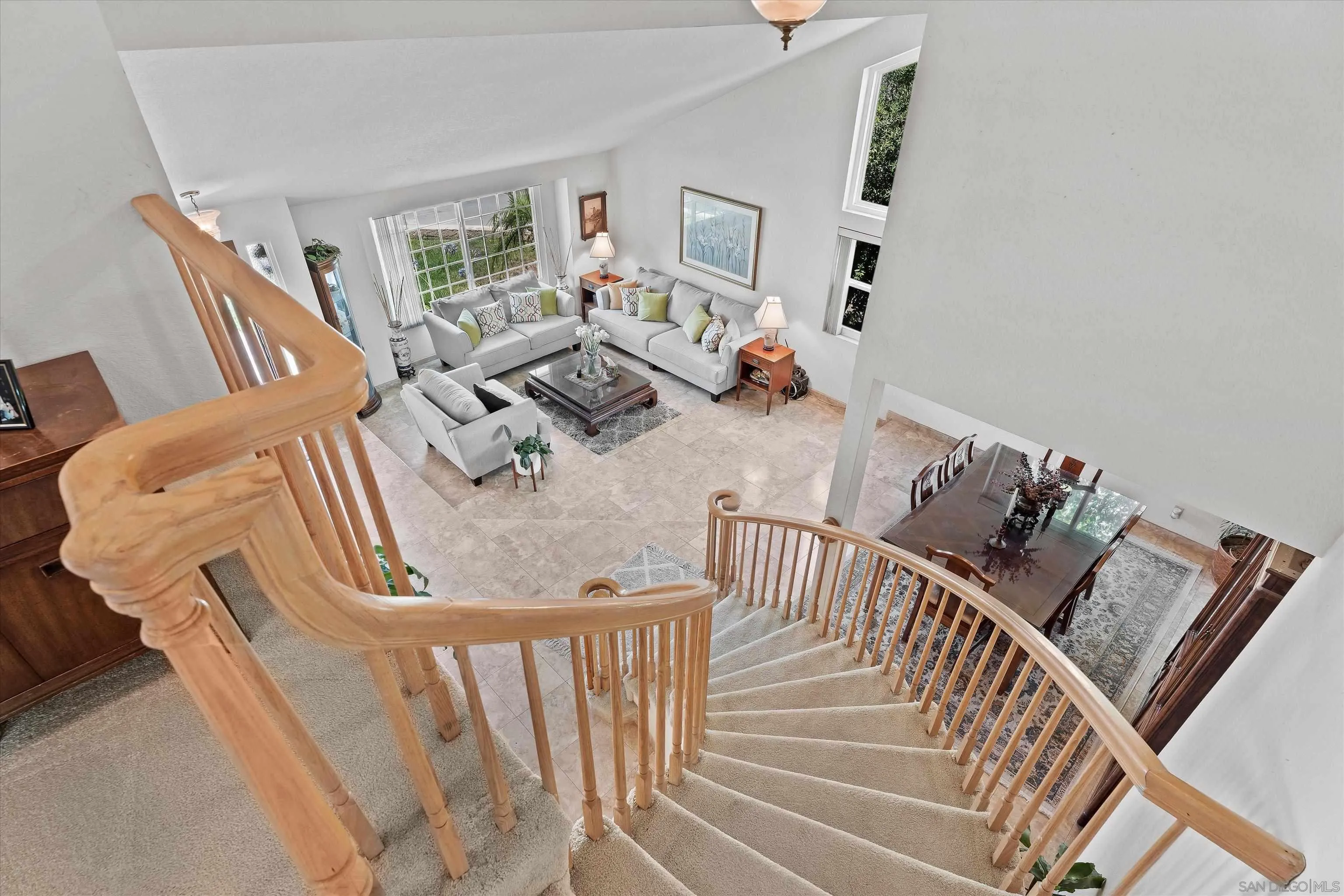 https://cdn.realtyfeed.com/cdn/127/260014601/b83bb20cb55950891e23a8f43214d506.webp