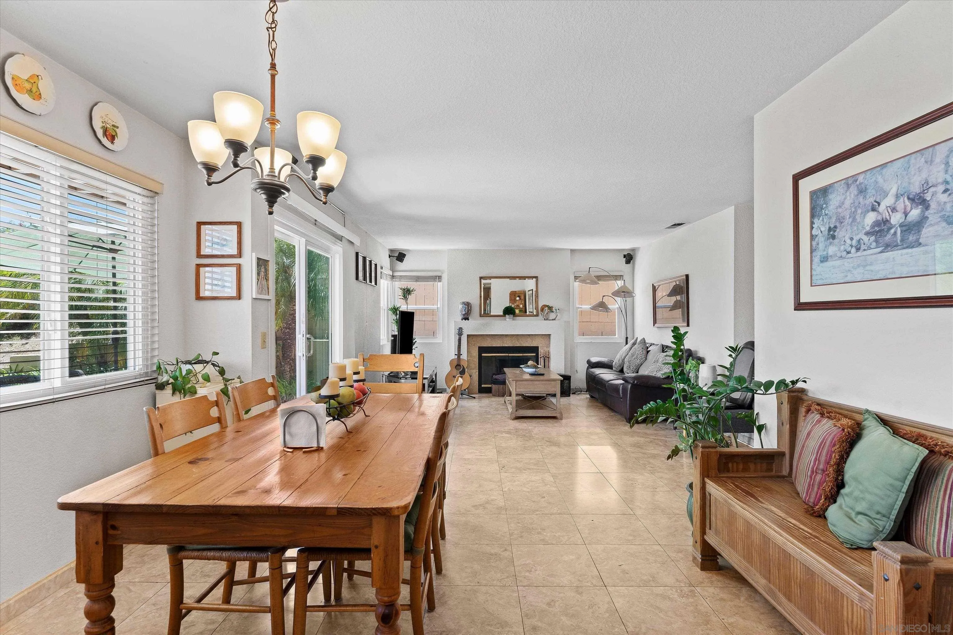 https://cdn.realtyfeed.com/cdn/127/260014601/be230bf2b7be1bf05188230c007fc73f.webp