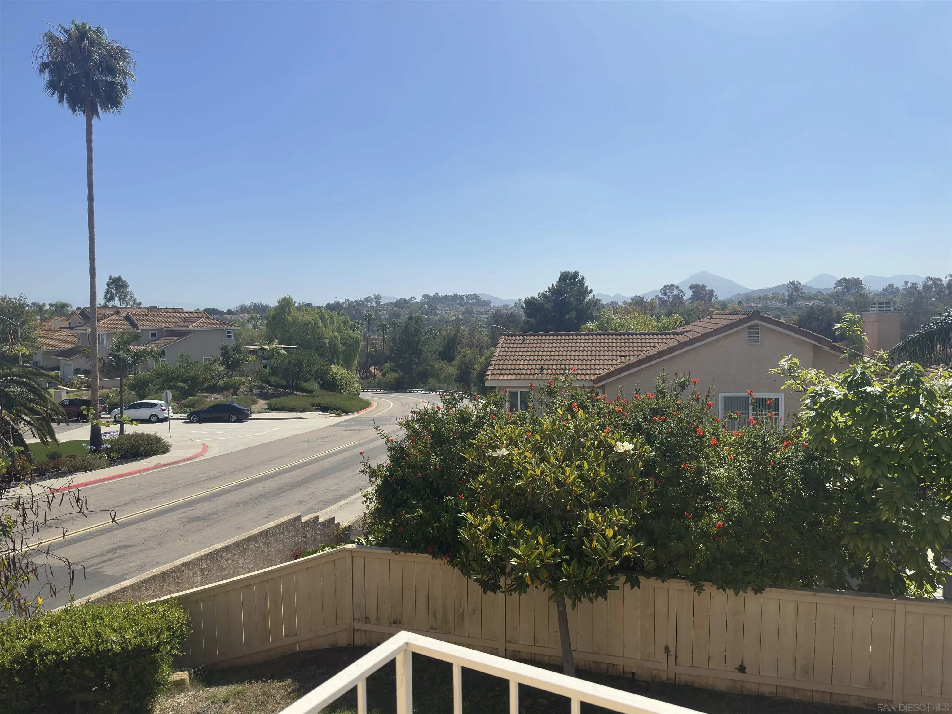 https://cdn.realtyfeed.com/cdn/127/260014601/c3c307788d6d0eb171664bf6860786cf.webp