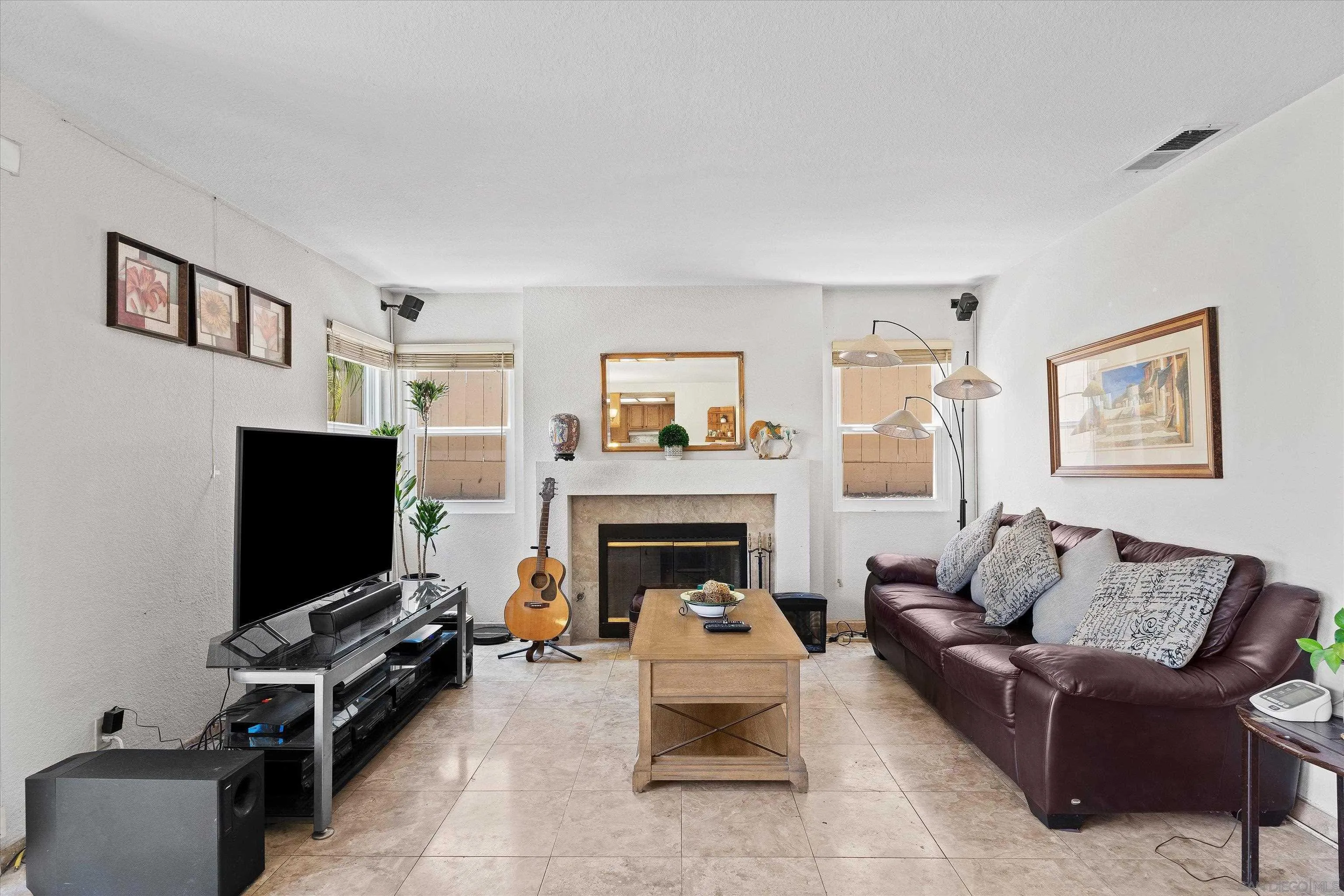 https://cdn.realtyfeed.com/cdn/127/260014601/f521758f0f96de066e468bc3d026b6bd.webp