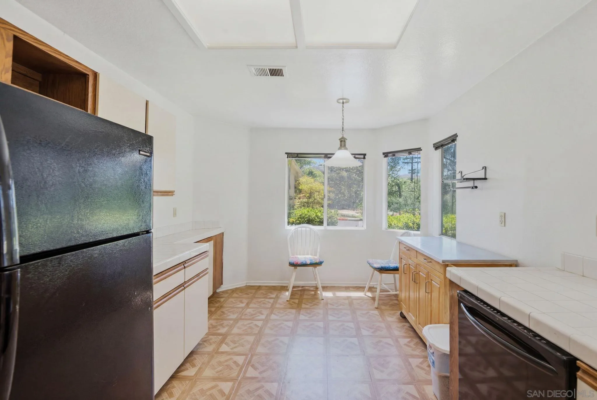 Photo #15: 260014602 Listing: Photo #15