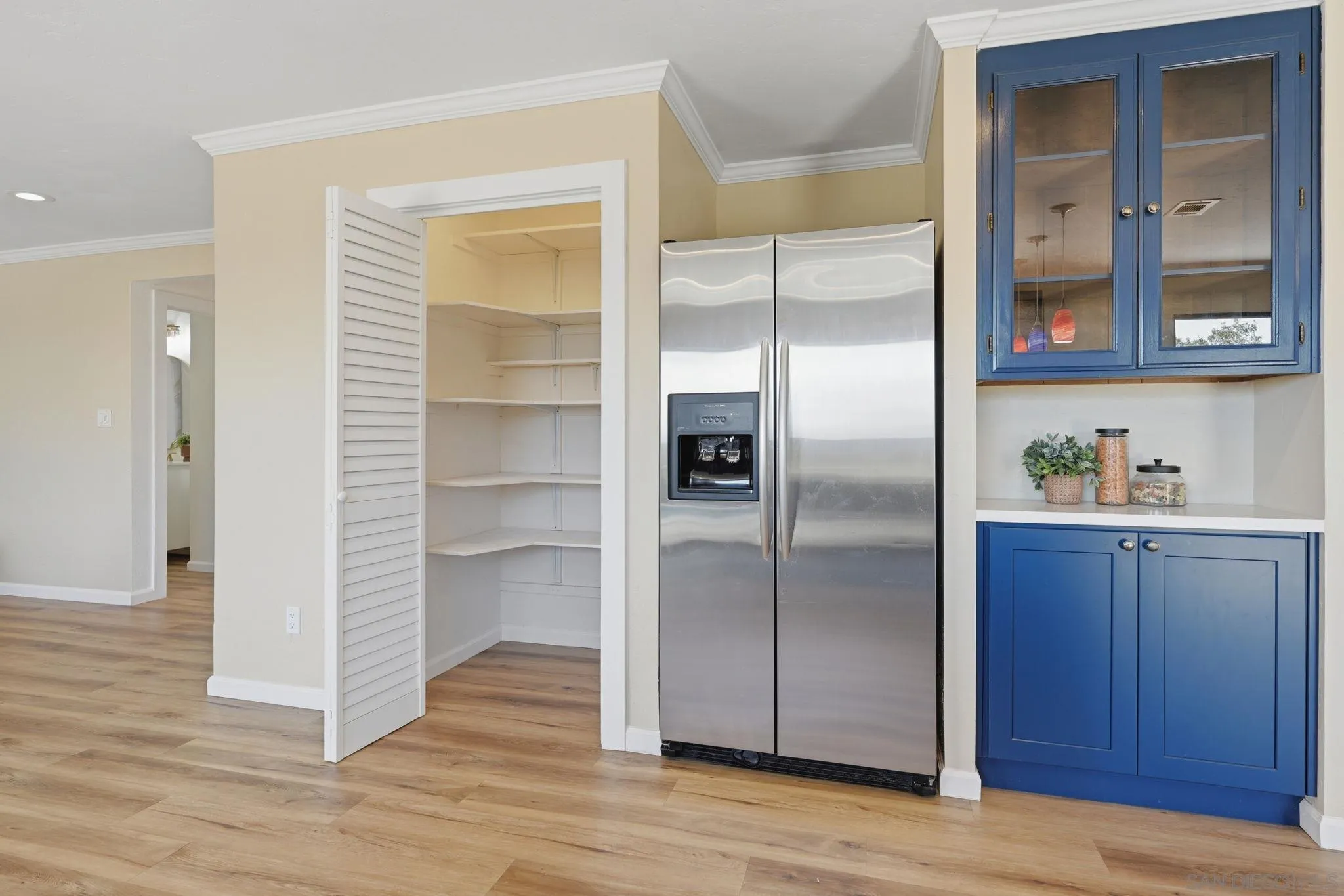 https://cdn.realtyfeed.com/cdn/127/260014603/24daff512124e60bb4f71383e775d57a.webp
