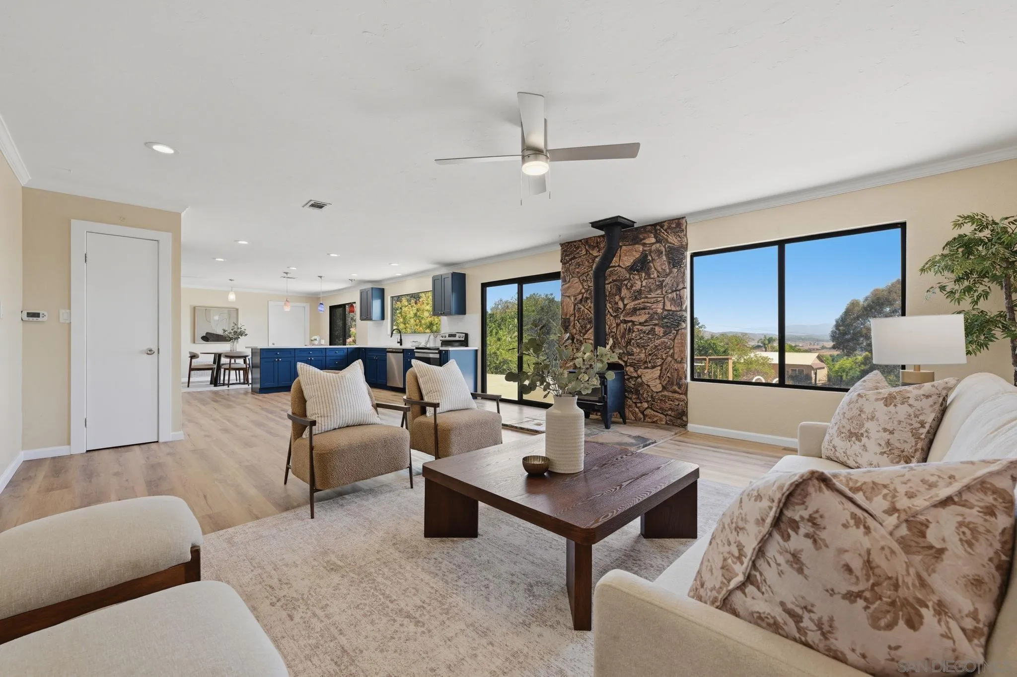 https://cdn.realtyfeed.com/cdn/127/260014603/a139c00856147cd23e76c2910e6d0055.webp