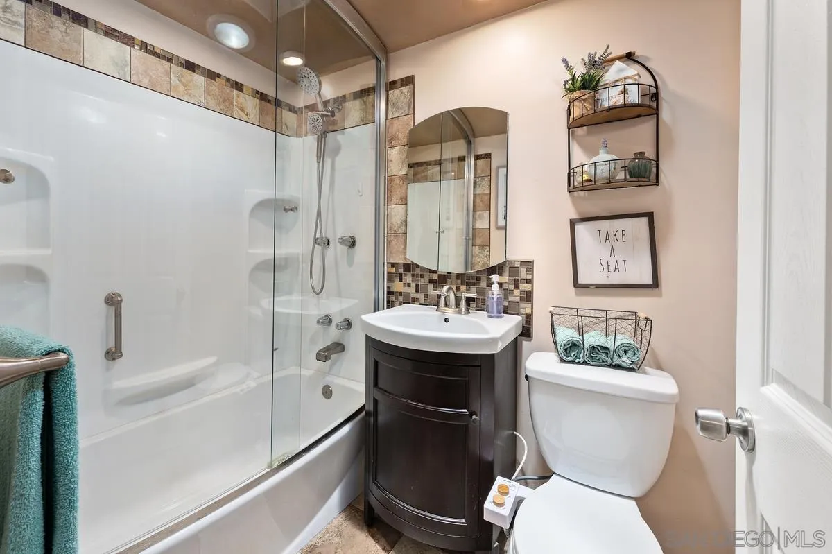 https://cdn.realtyfeed.com/cdn/127/260014608/af9c9b75bcc1032b48c12c32e9742b7b.webp