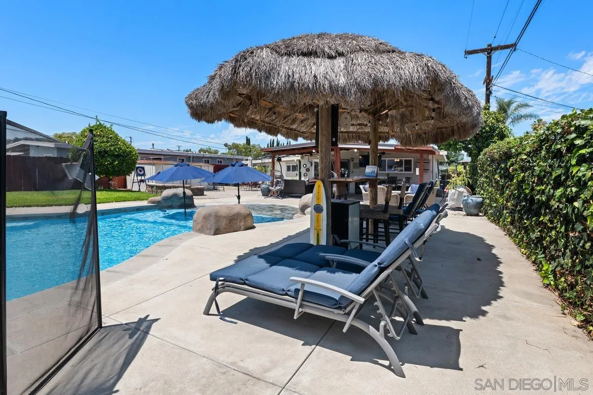 https://cdn.realtyfeed.com/cdn/127/260014608/f3cde68cf52d1dd7984b29bb6f219b69.webp