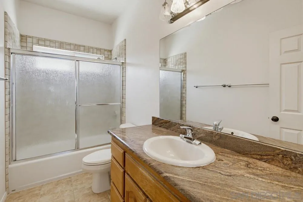 https://cdn.realtyfeed.com/cdn/127/260014612/4b54c01278e0b23eda9464142ab0d34d.webp