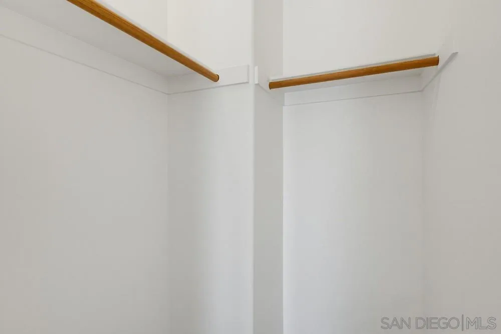 https://cdn.realtyfeed.com/cdn/127/260014612/ed0b2d2d24239d8be2b8a95684645edd.webp