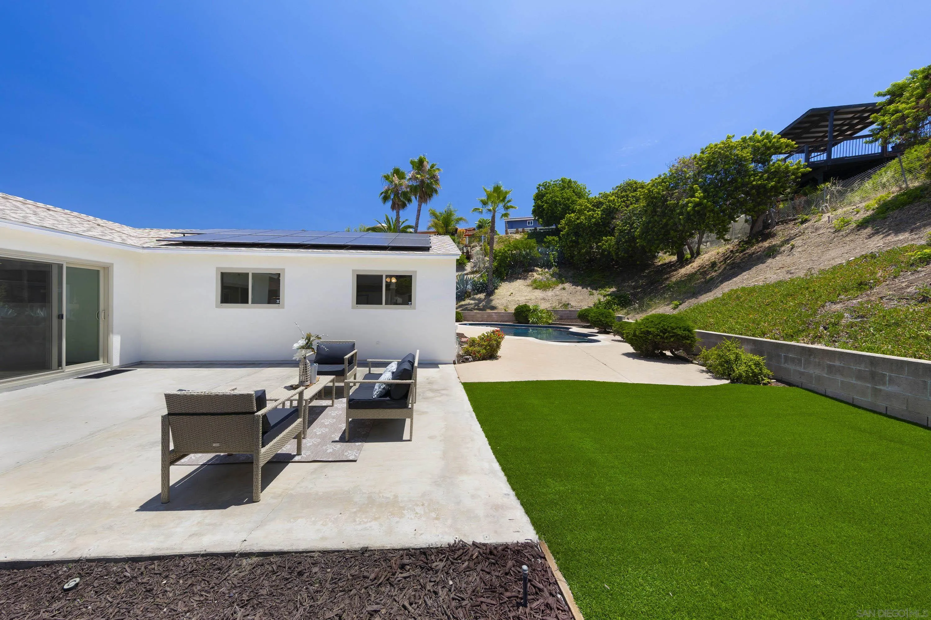 https://cdn.realtyfeed.com/cdn/127/260014618/478edc2042d4b8996c2bdeebc475a0f5.webp