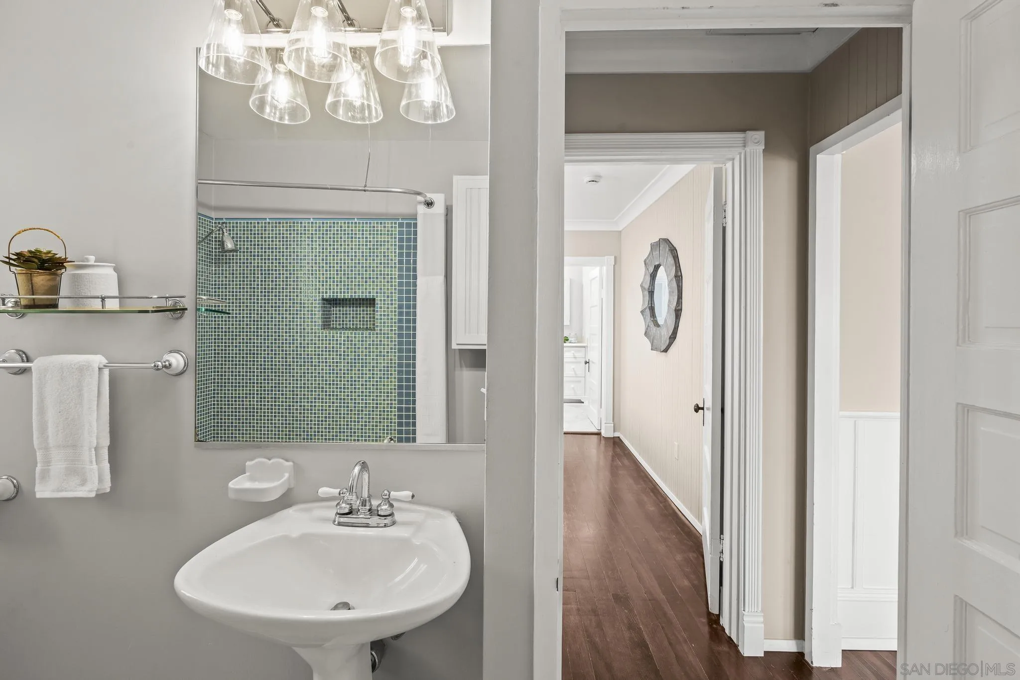 https://cdn.realtyfeed.com/cdn/127/260014619/dea181cdc0d2a2d99348d796c2fc59fc.webp