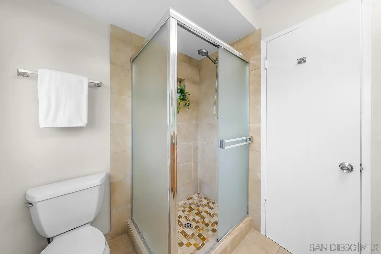 https://cdn.realtyfeed.com/cdn/127/260014624/420bb89e180b6838ff5db2f3f85bdc6e.webp