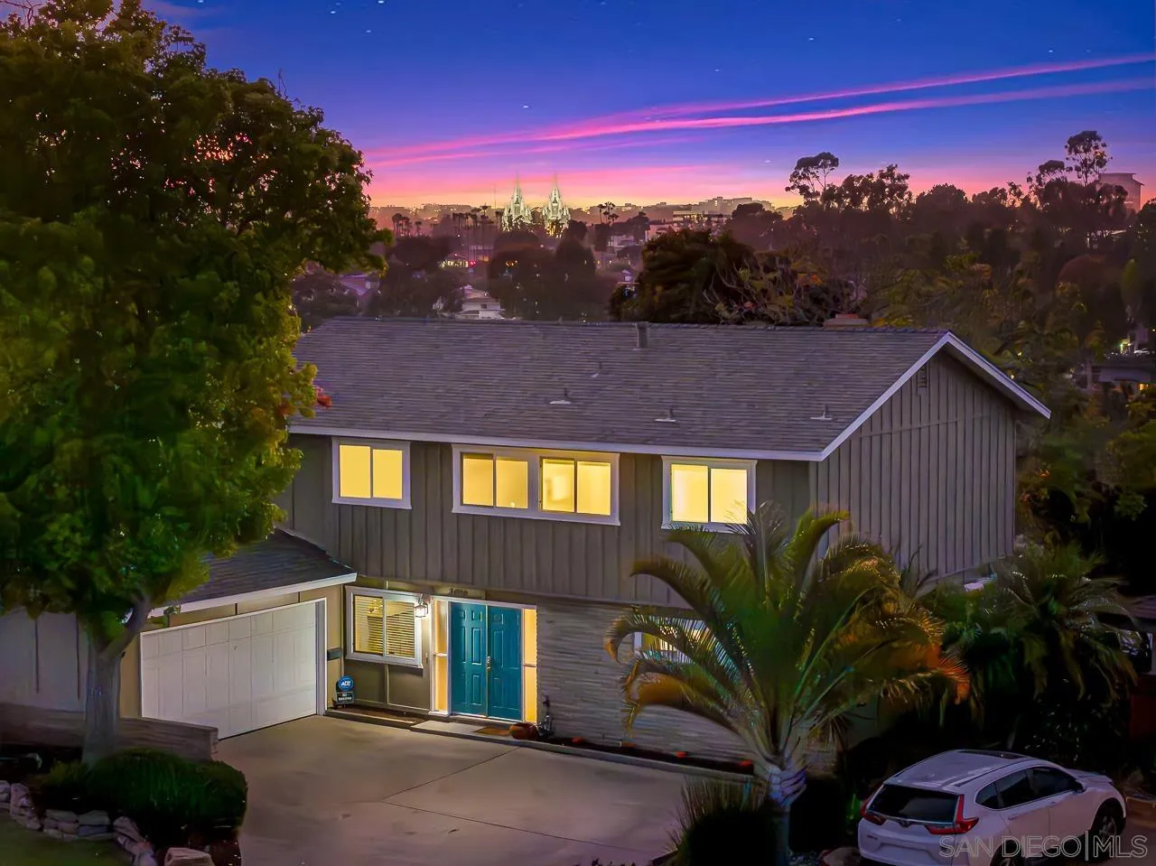 https://cdn.realtyfeed.com/cdn/127/260014624/5ba60a55e86520c6db2fd5bbc5dc754b.webp