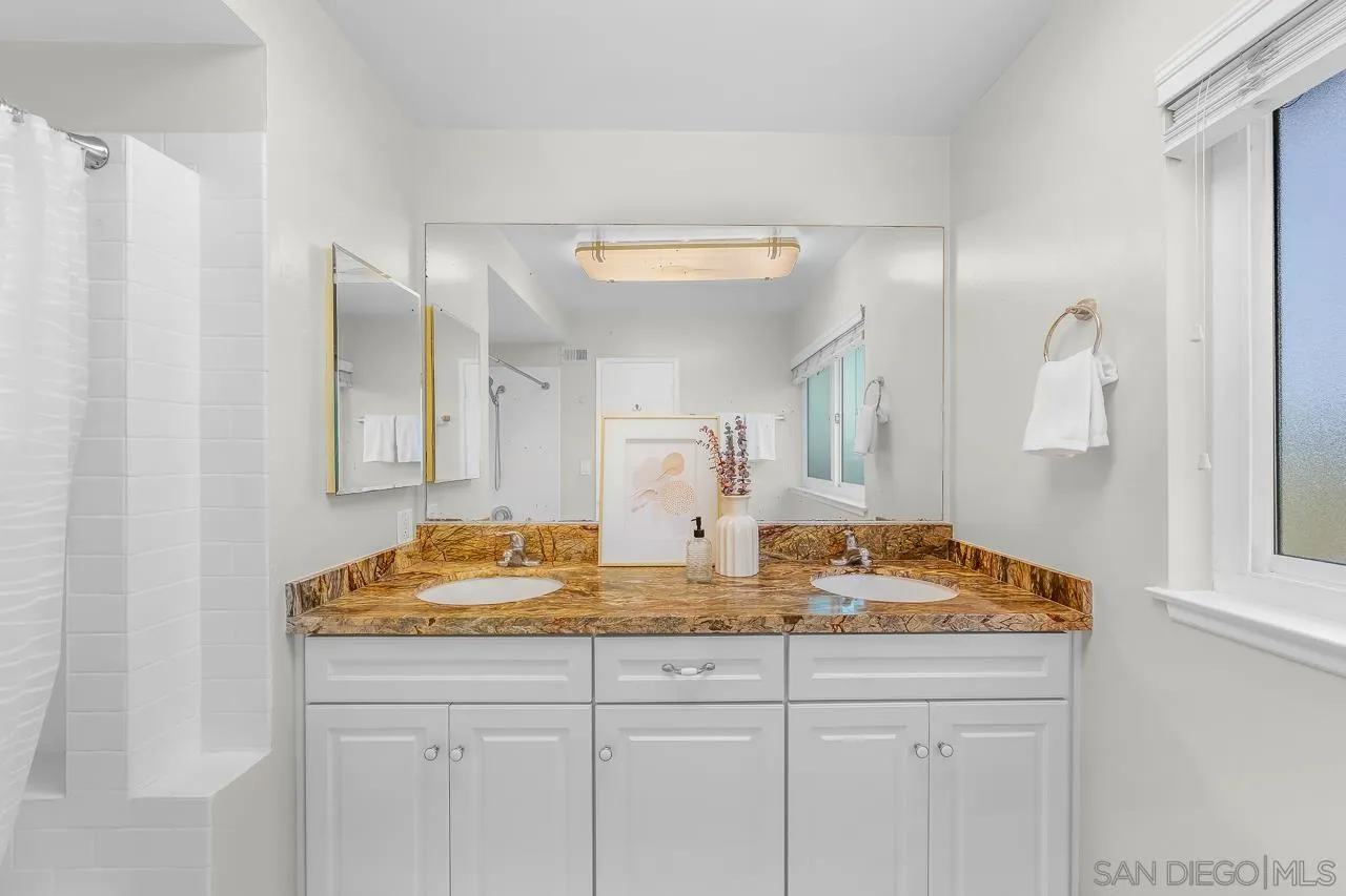 https://cdn.realtyfeed.com/cdn/127/260014624/aeba350666a0815aabdabe53e8e17b74.webp
