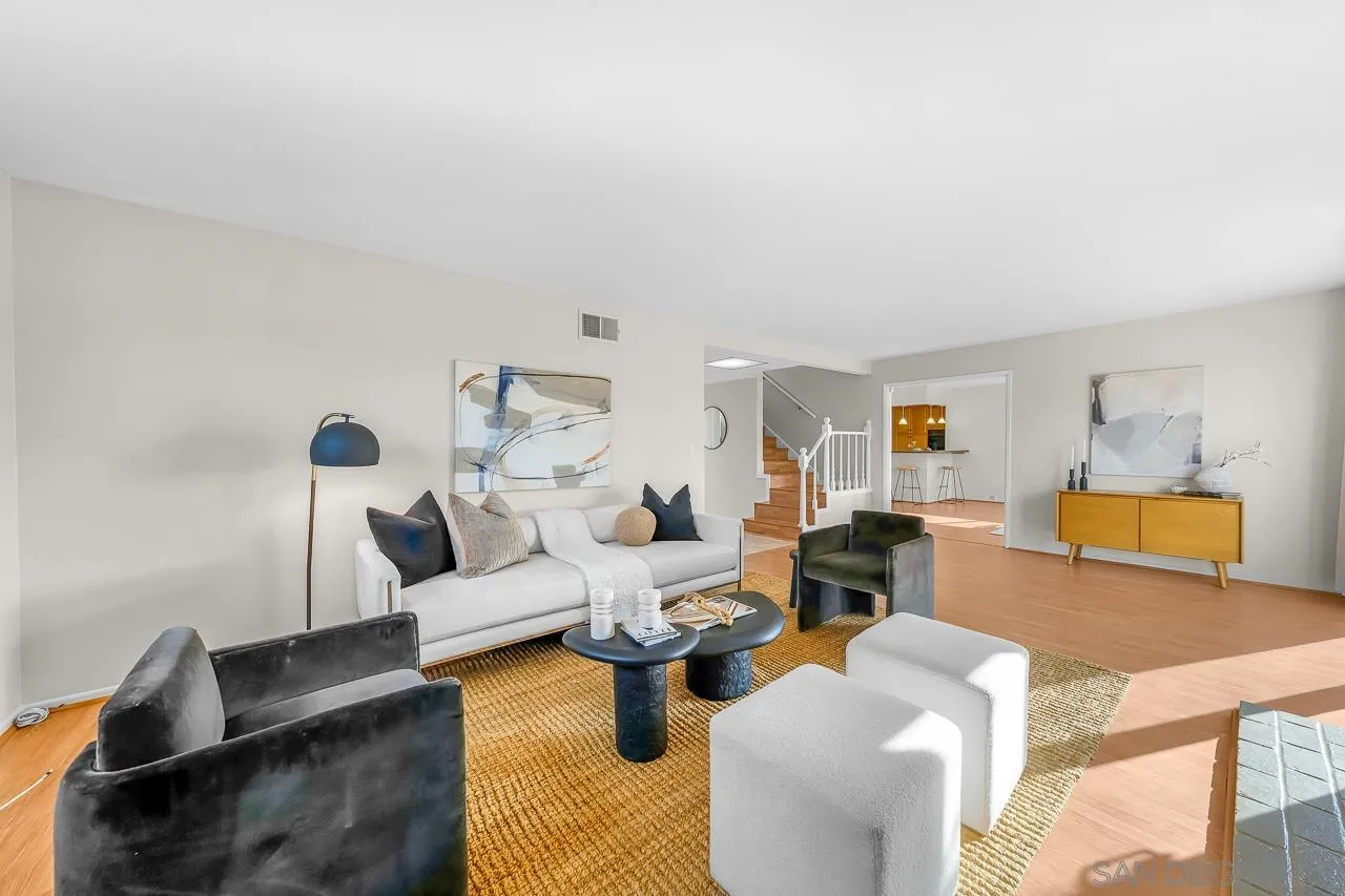 https://cdn.realtyfeed.com/cdn/127/260014624/d24feea89fa006b94db869c2bef83eb2.webp