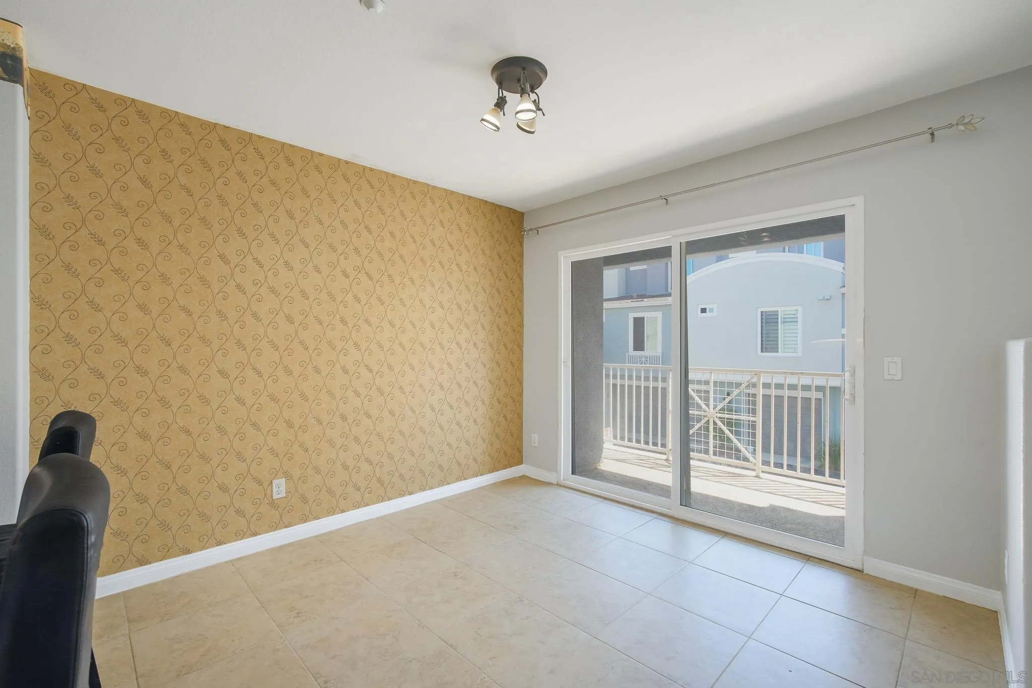 Photo #7: 260014625 Listing: Photo #7