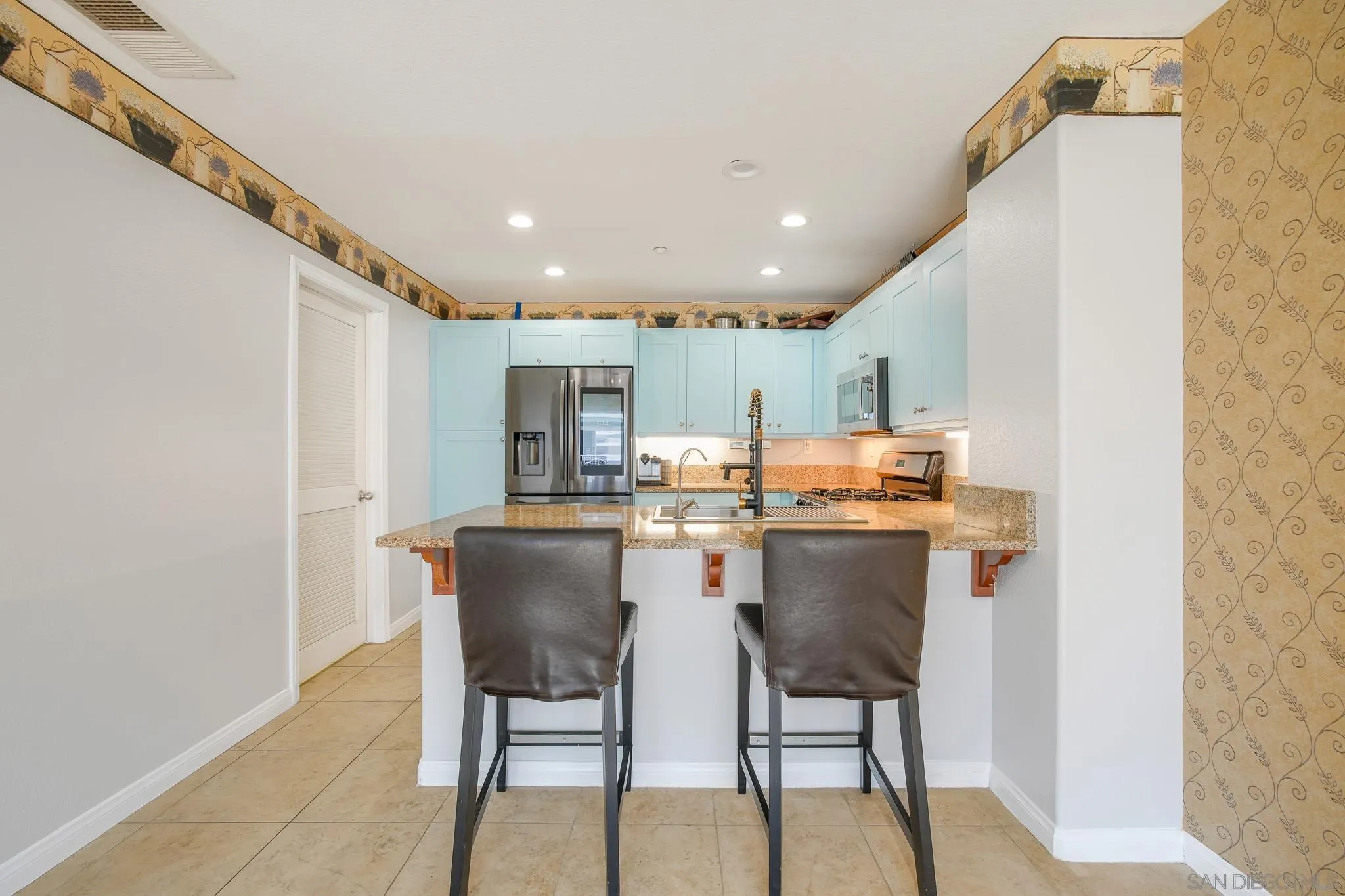 Photo #5: 260014625 Listing: Photo #5