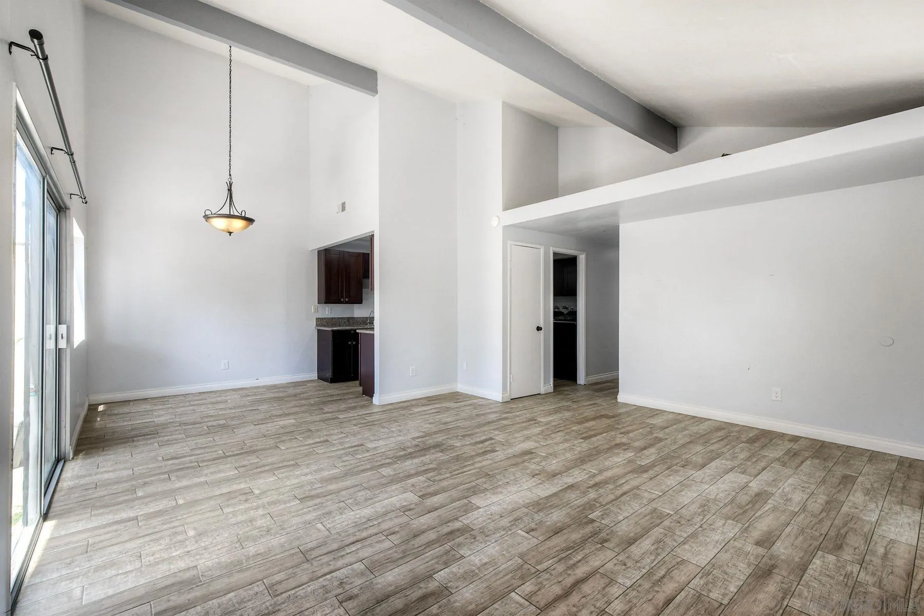 Photo #5: 260014634 Listing: Photo #5