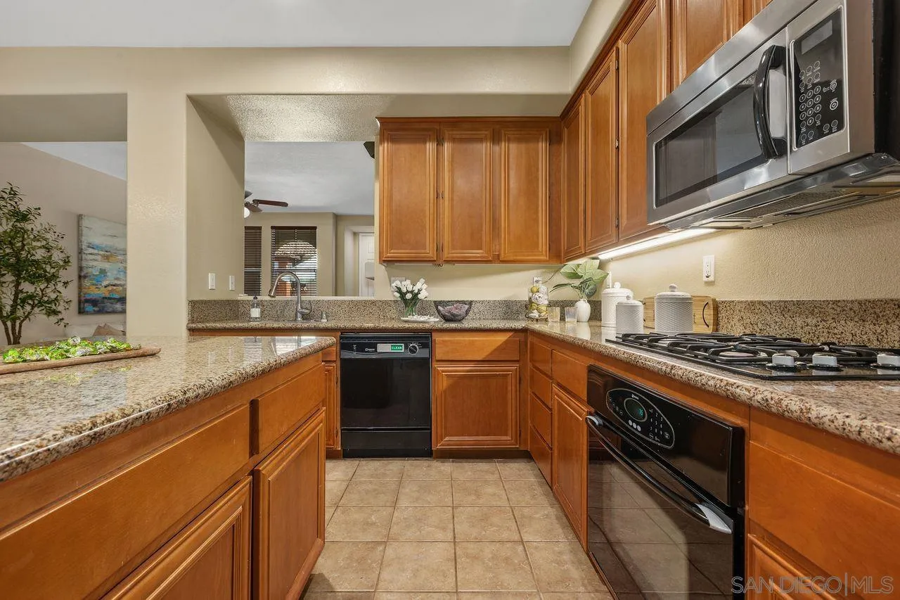 Photo #14: 260014644 Listing: Photo #14