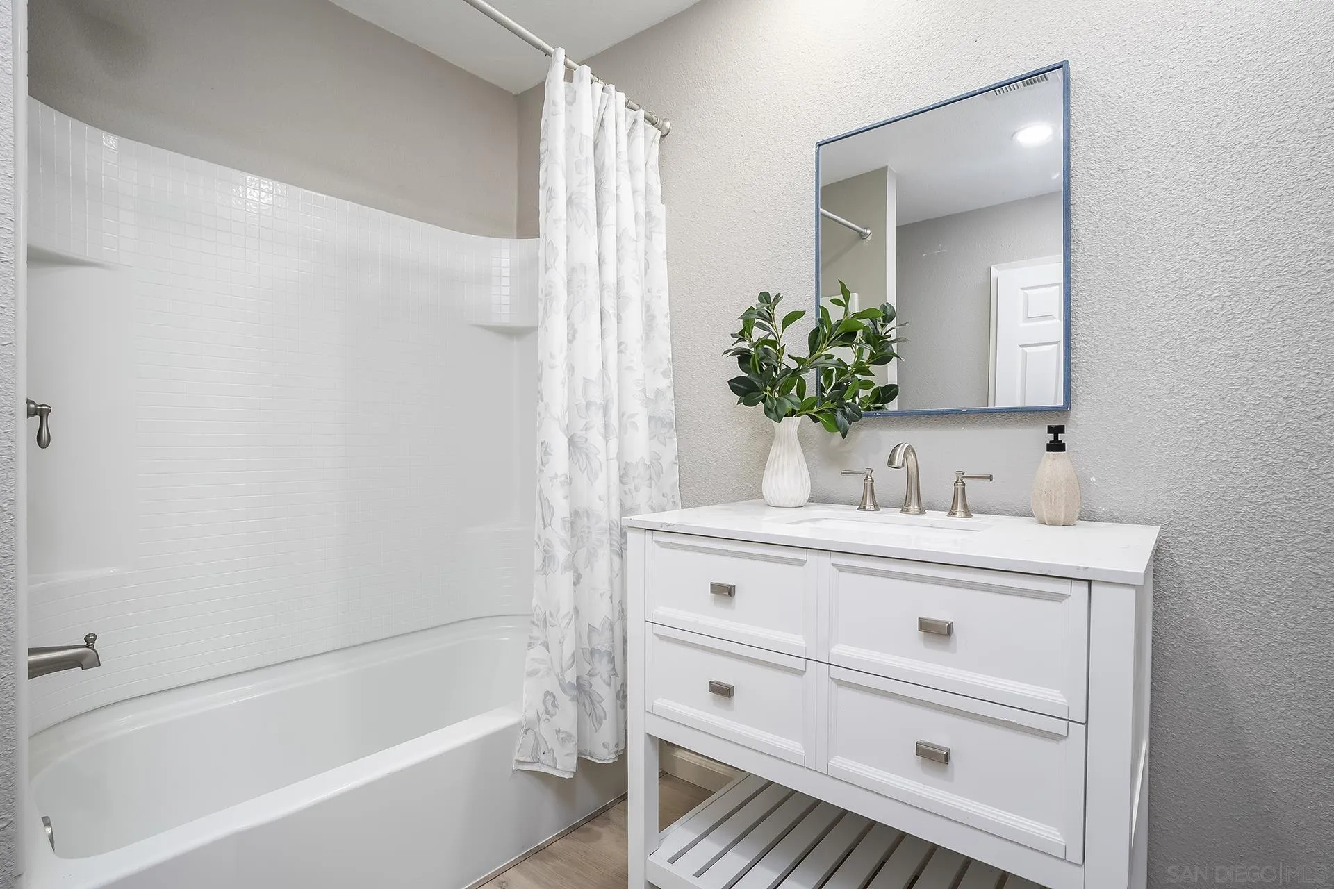 Photo #37: 260014659 Listing: Photo #37
