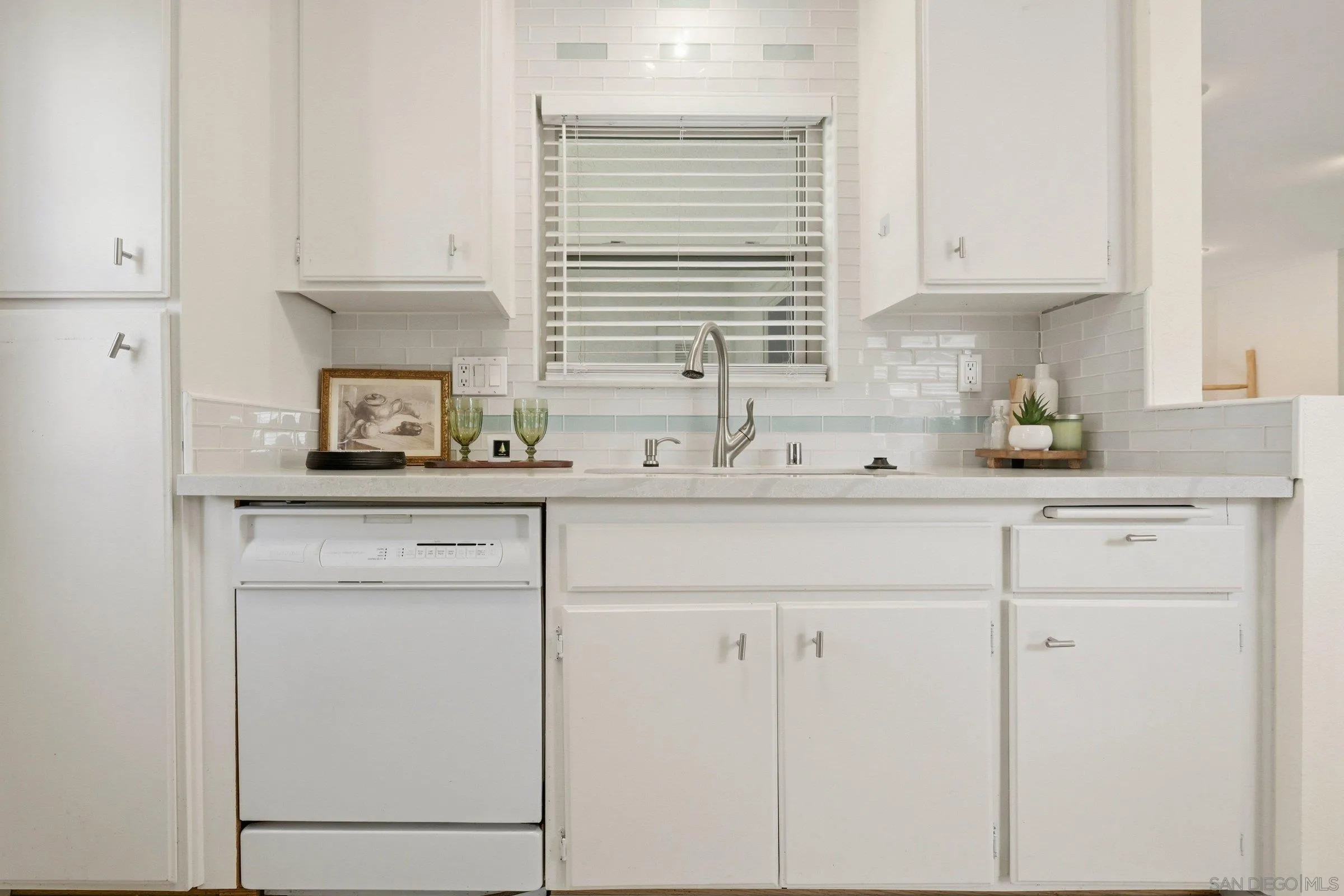 Photo #11: 260014660 Listing: Photo #11