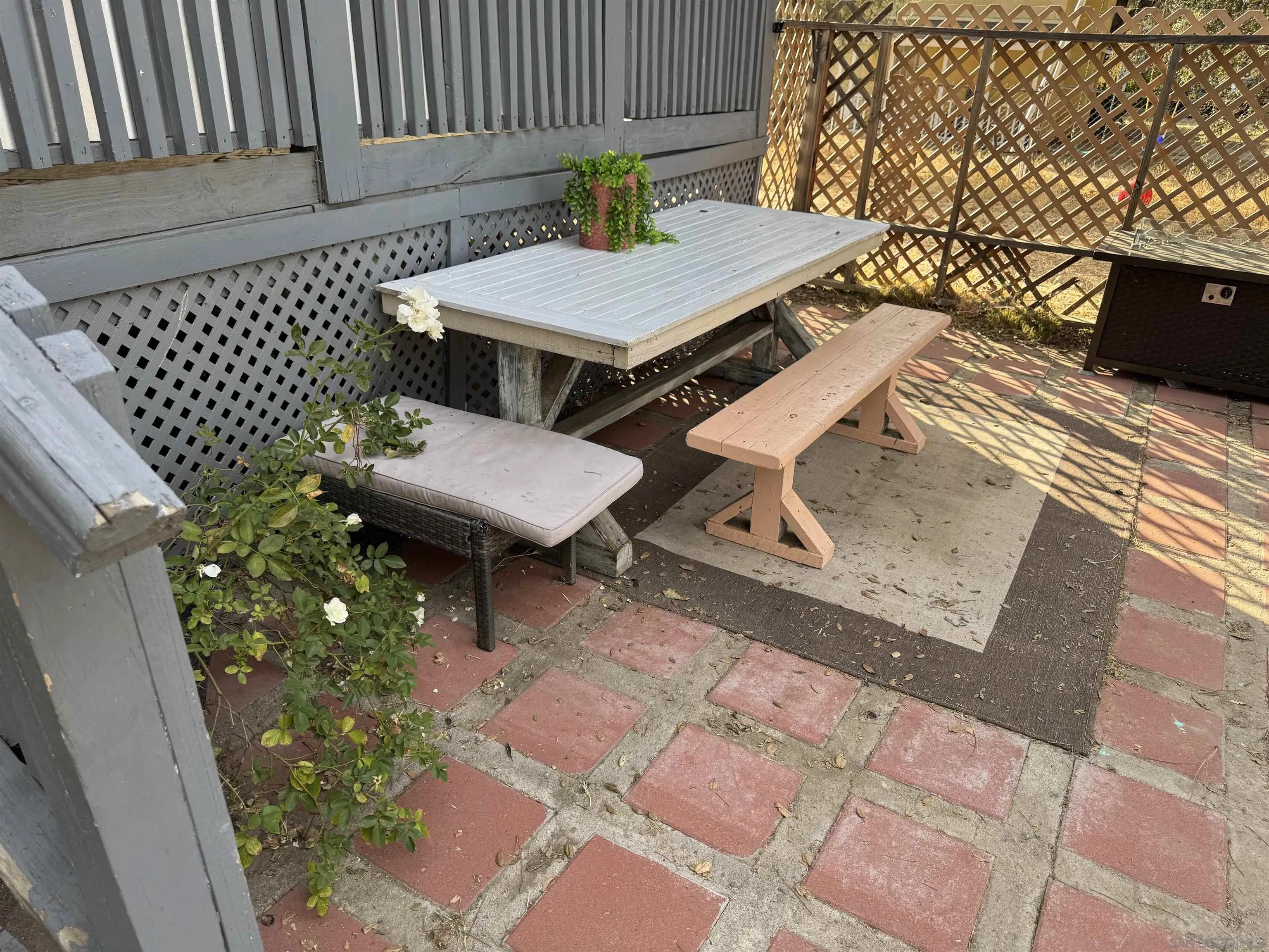 https://cdn.realtyfeed.com/cdn/127/260014661/02a98c49a0732f2be2466eddb415ec36.webp