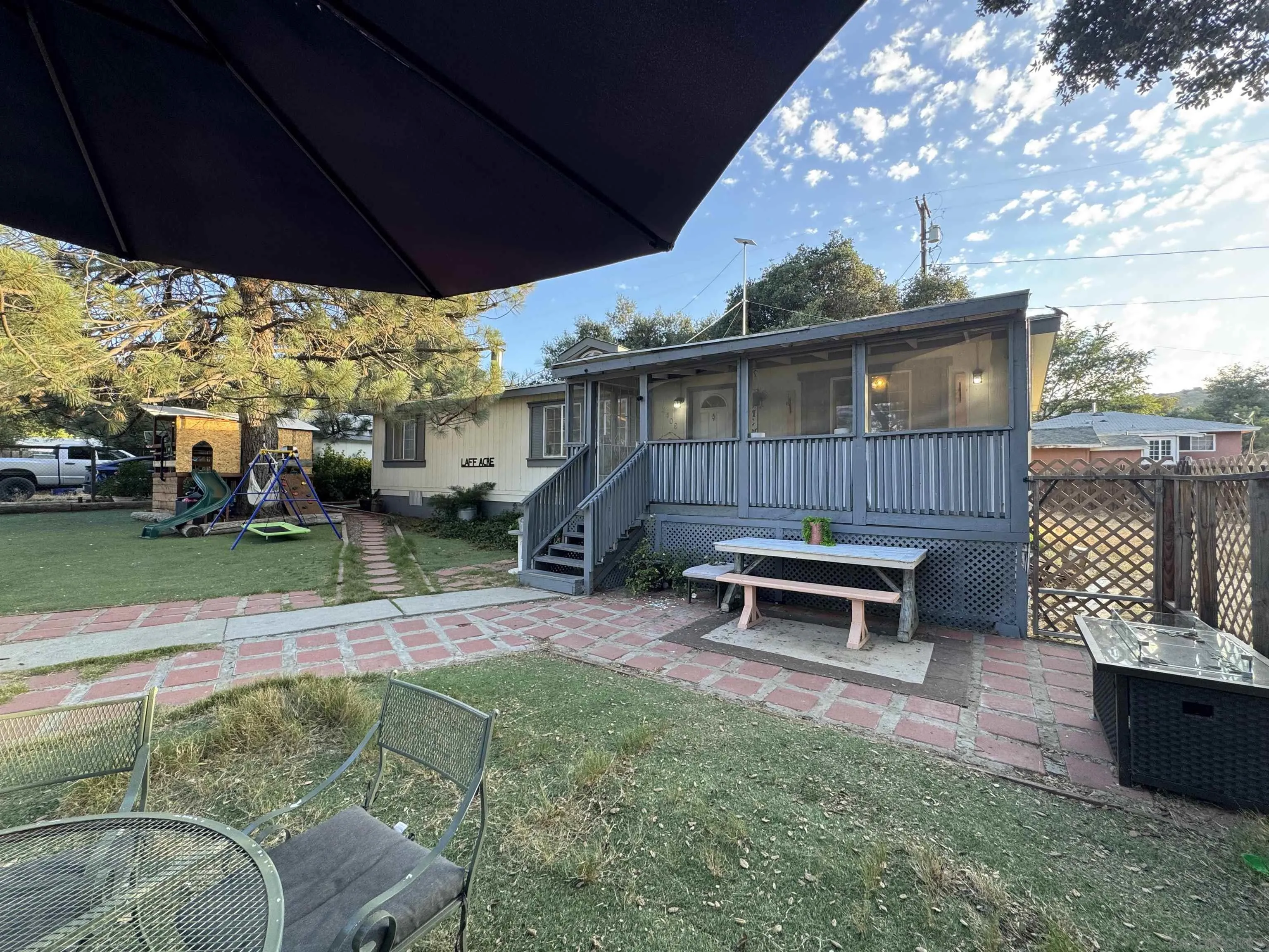 https://cdn.realtyfeed.com/cdn/127/260014661/0fc463c6f9b00bbcff00a6d07d25ff25.webp