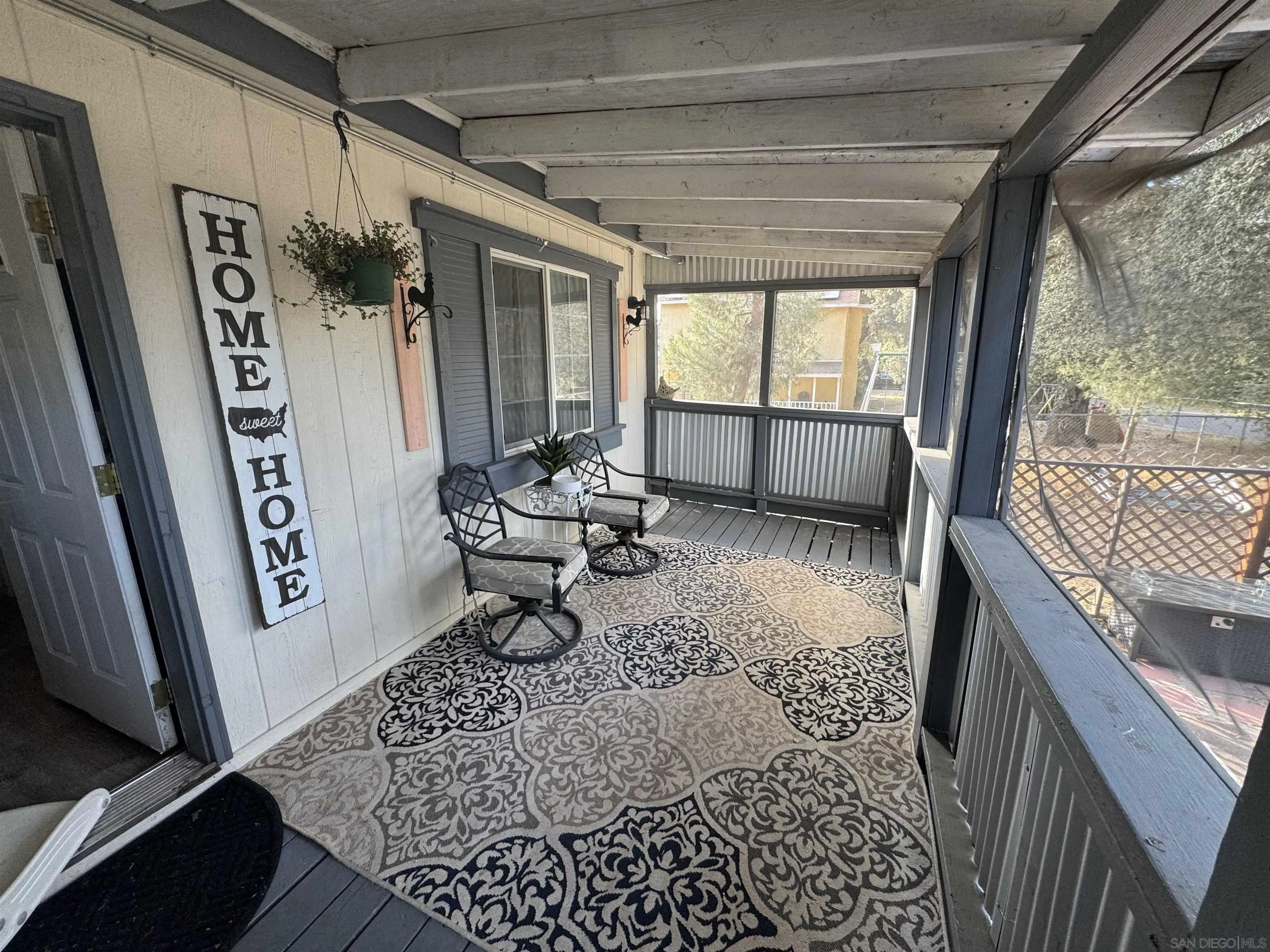 https://cdn.realtyfeed.com/cdn/127/260014661/87320215db03202d07fef58802bbfae8.webp