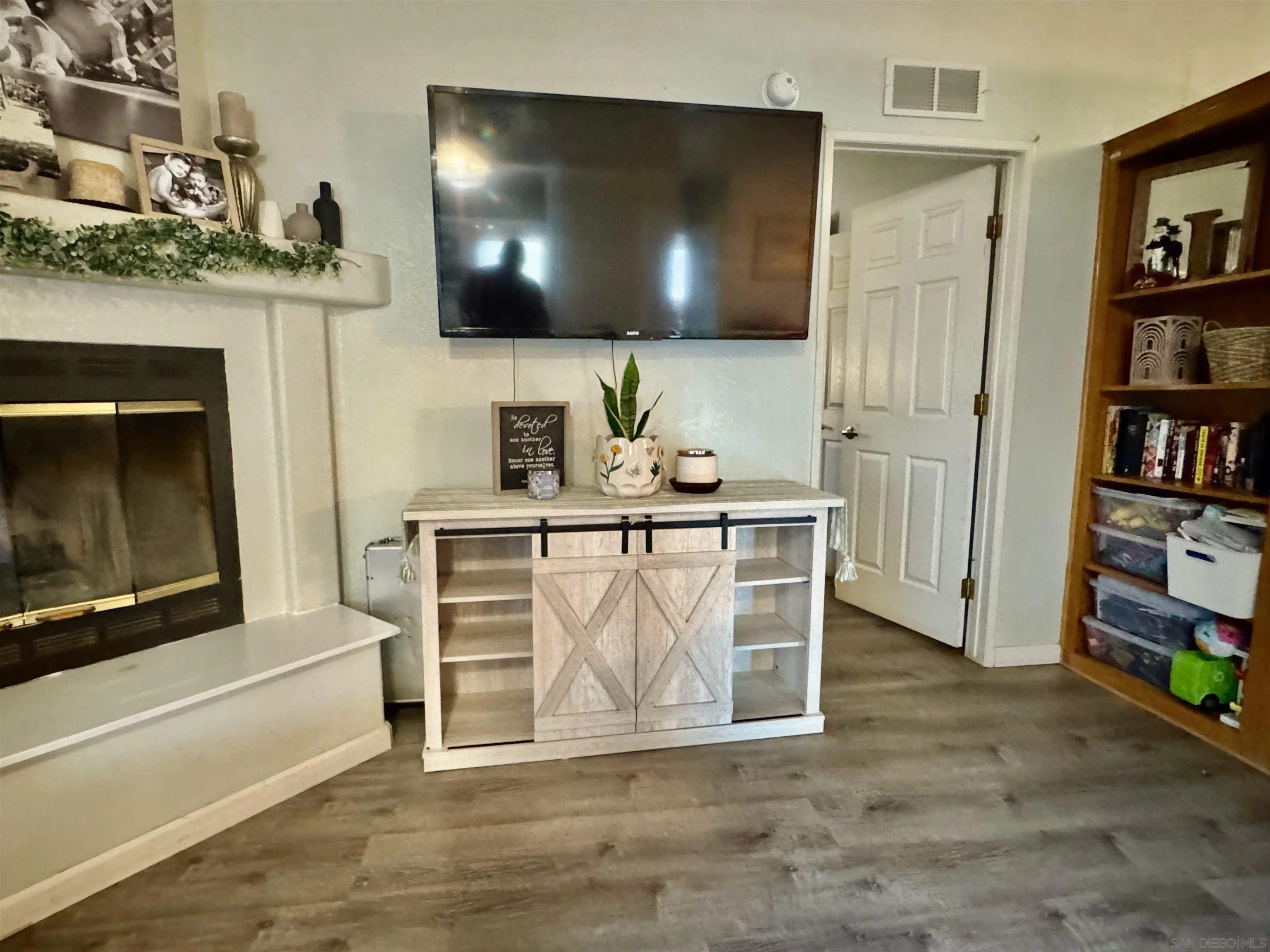 https://cdn.realtyfeed.com/cdn/127/260014661/ad51fa49df0a336c846e574e02c52e20.webp