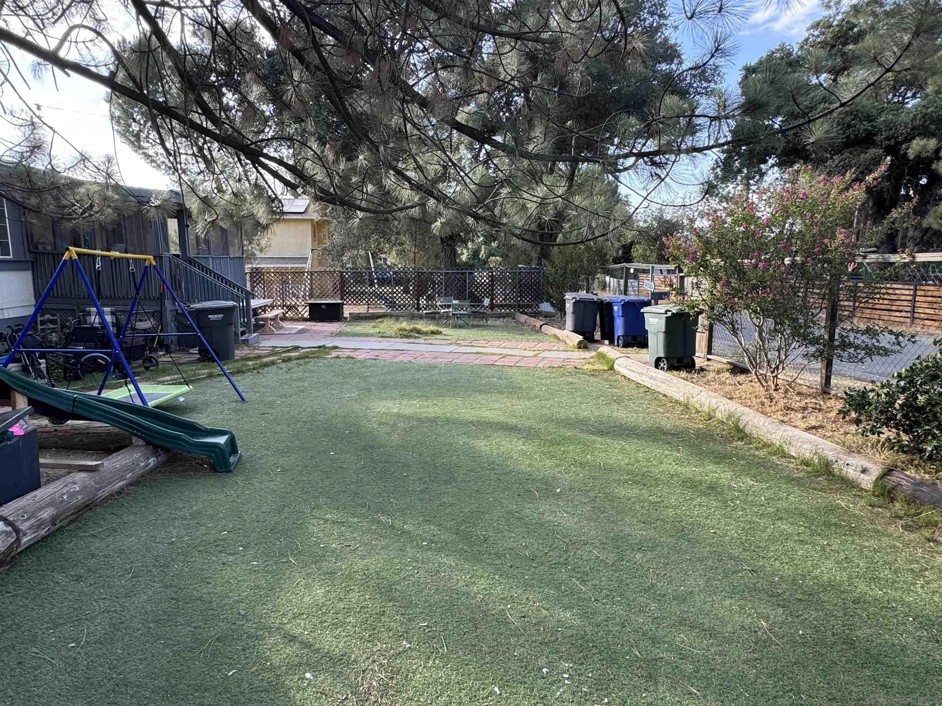 https://cdn.realtyfeed.com/cdn/127/260014661/b3d3ffac743829386e7d74081e0ed798.webp