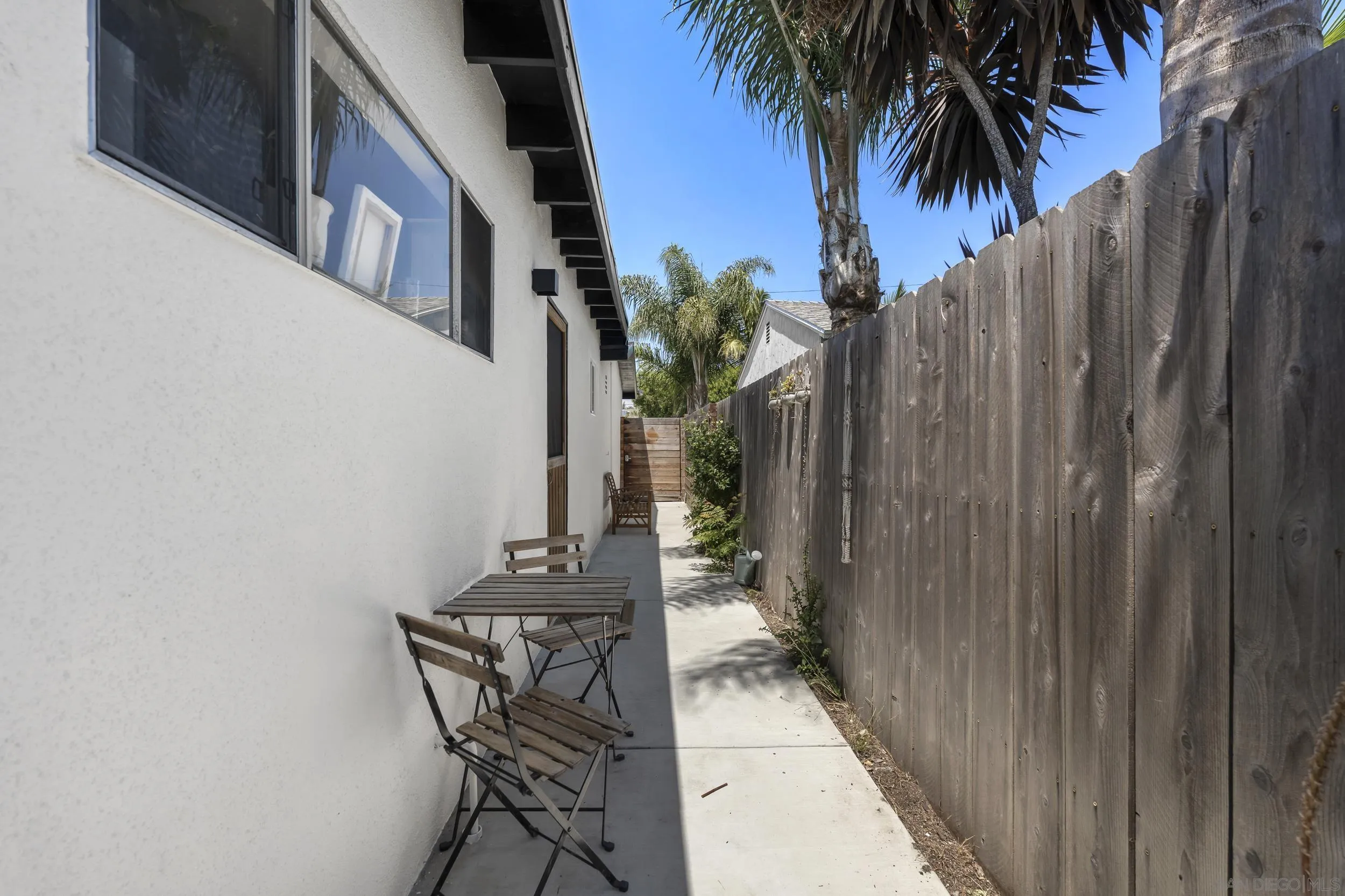 https://cdn.realtyfeed.com/cdn/127/260014662/467422630159e102a3bd1f53dfdffeff.webp