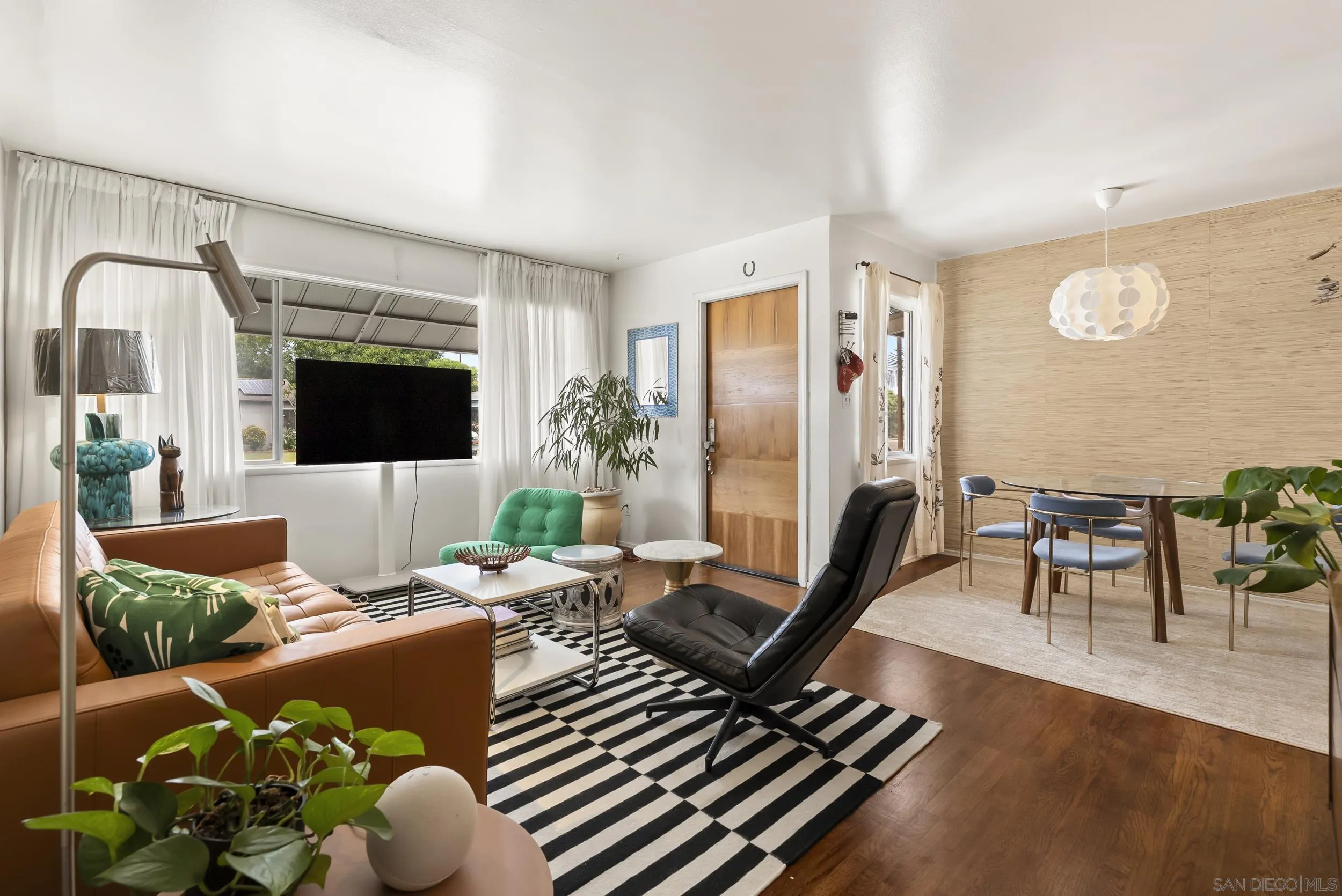 https://cdn.realtyfeed.com/cdn/127/260014662/a39d75cfbbd4029c93410cc921c4d8d7.webp