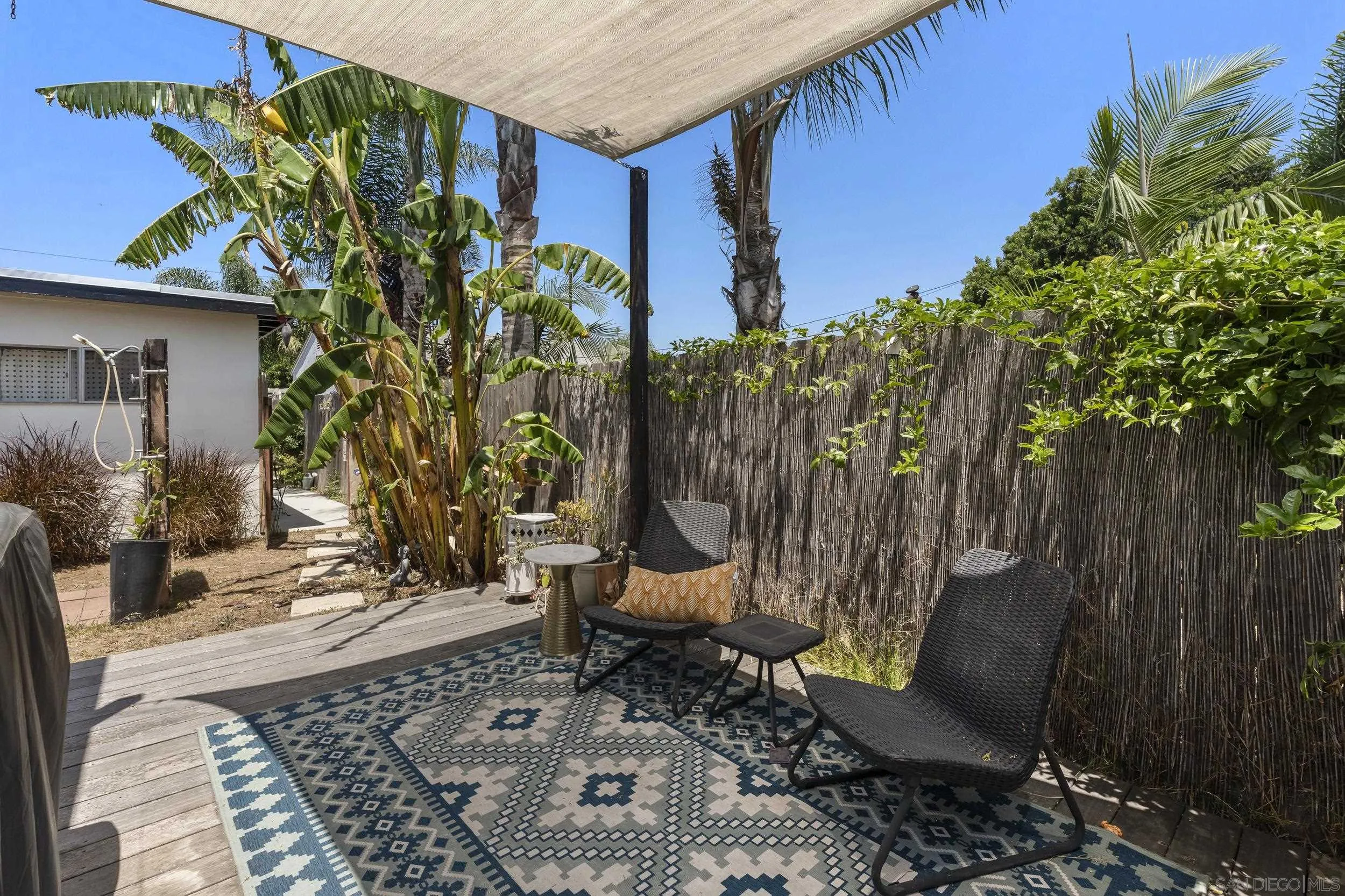 https://cdn.realtyfeed.com/cdn/127/260014662/a4d4fc7a174522e7944cf4909214c17f.webp