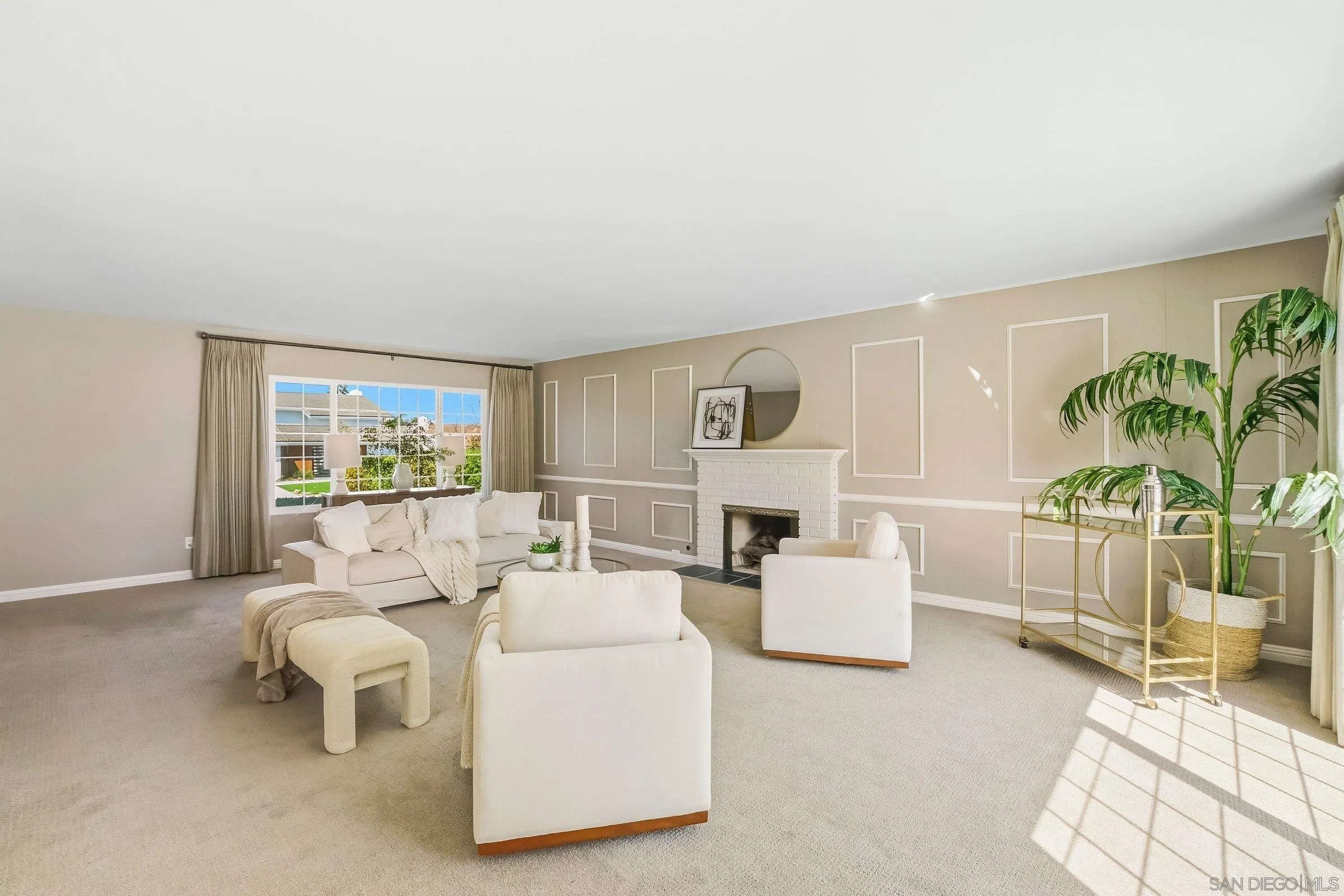https://cdn.realtyfeed.com/cdn/127/260014675/2941c8b6a0aa9bd86b02c31e4da01249.webp