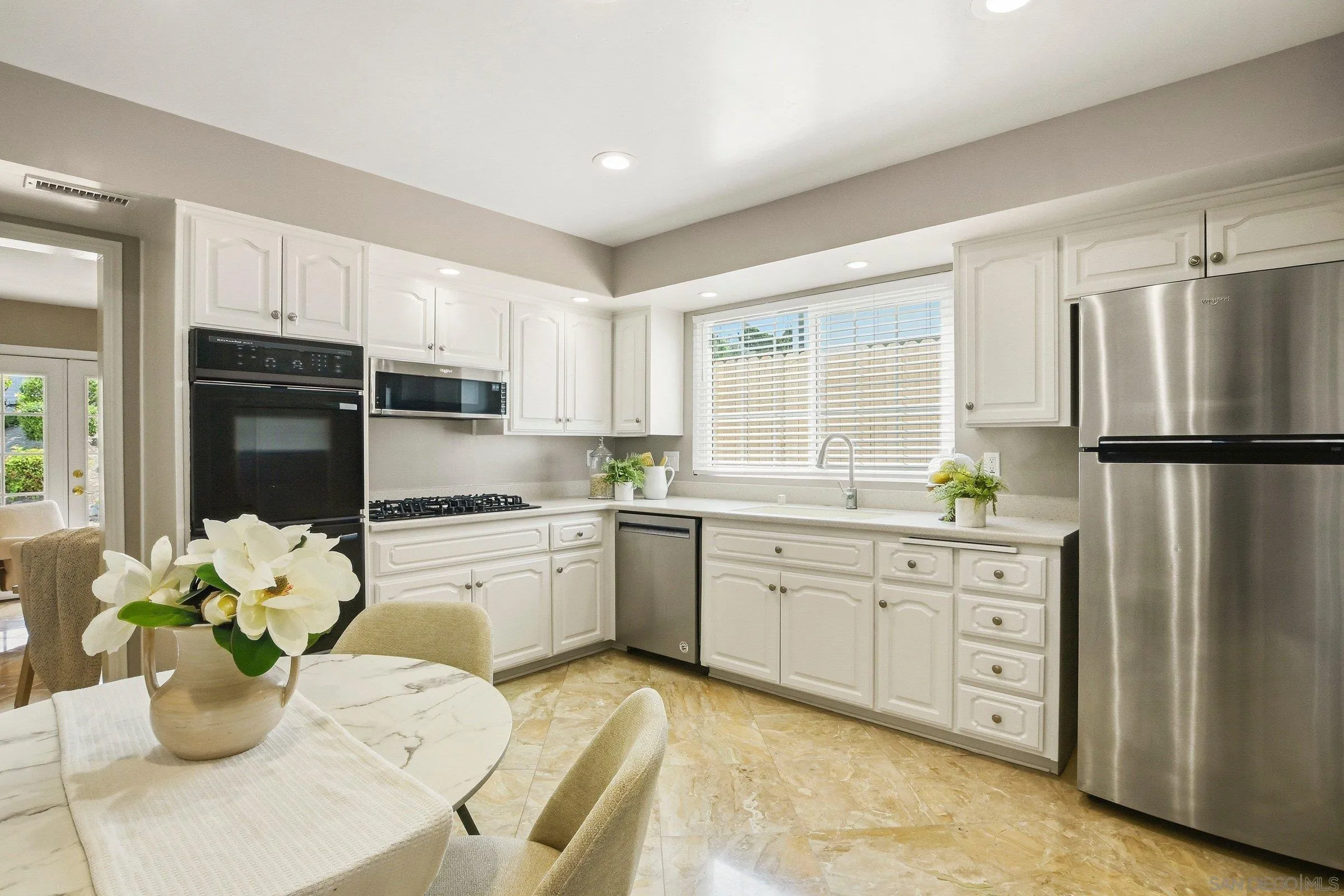 https://cdn.realtyfeed.com/cdn/127/260014675/29ce5a6344b4fc20f6b46c5b428a08a5.webp