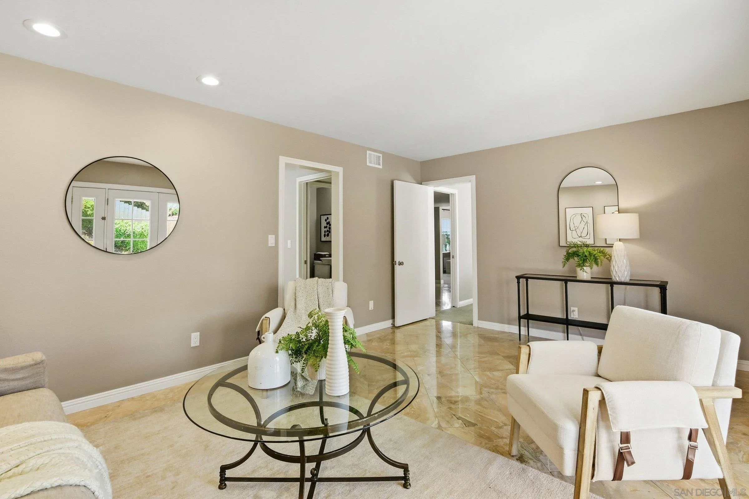 https://cdn.realtyfeed.com/cdn/127/260014675/326339f8c51be5171ed43cd31f16c356.webp