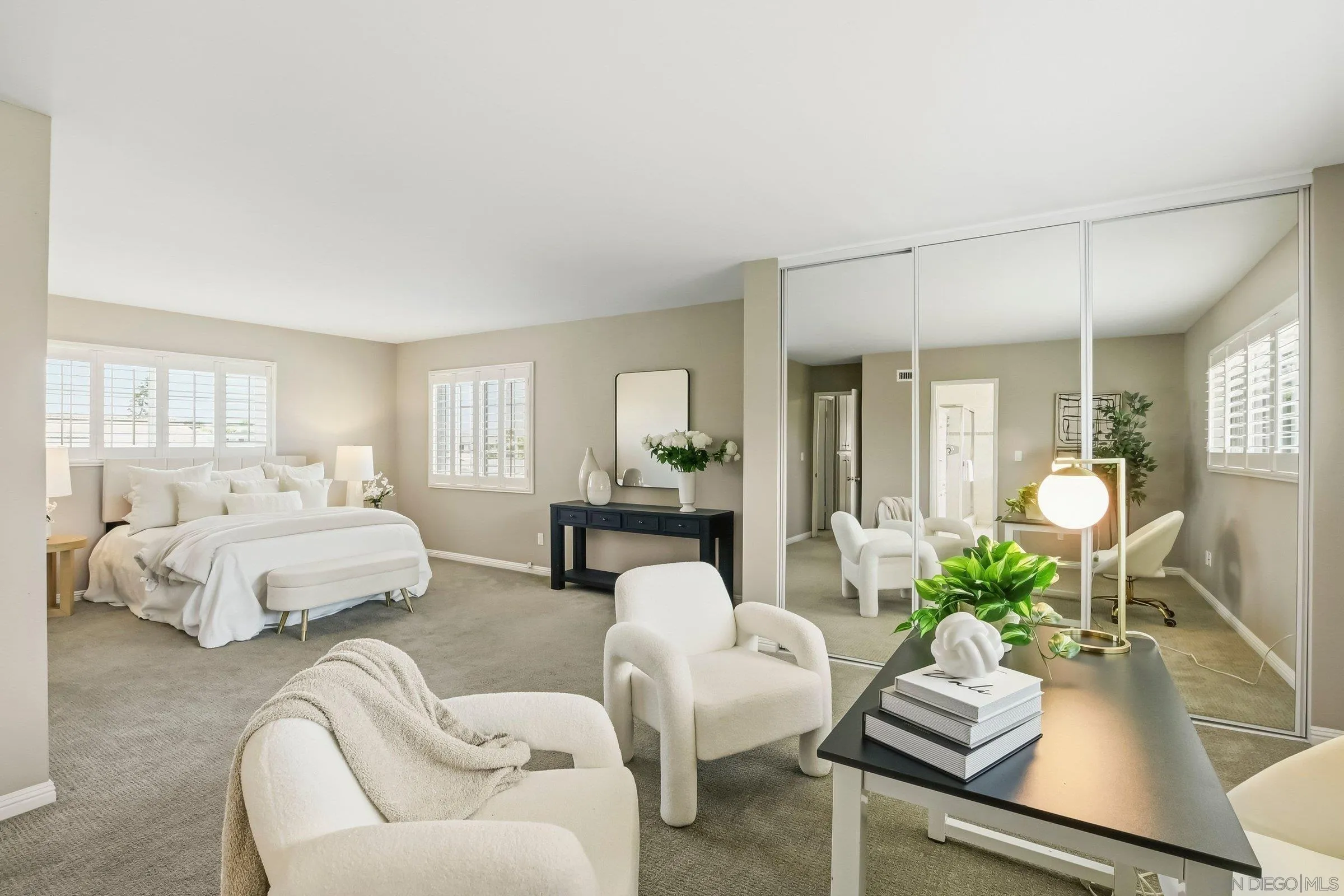 https://cdn.realtyfeed.com/cdn/127/260014675/3a1a95a7f270c95bfff21f0f354134a8.webp